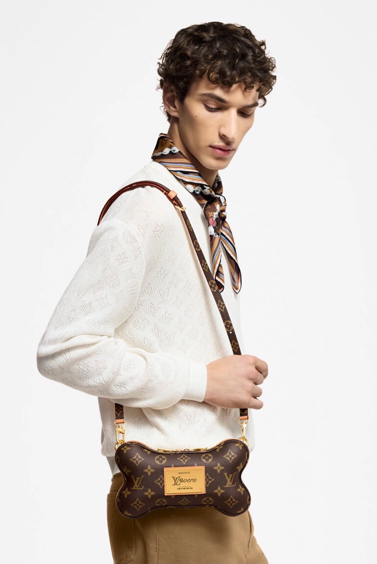 NO:620751,[BONE mini handbag] M12615 (bone) official website picture,19860909【BONE 迷你手袋】M12615（骨头） 官网图,,Bag