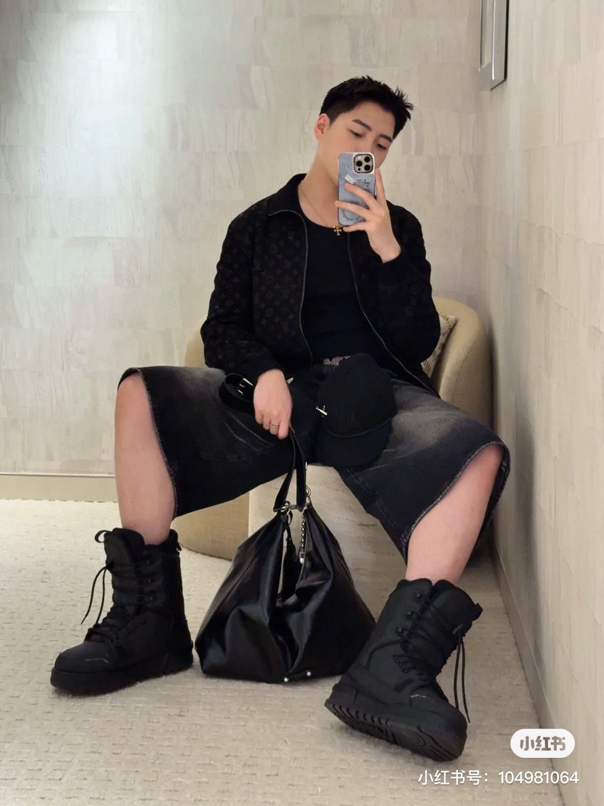 NO:621155,【LV METIS handbag】M13986 14018 black leather model picture, louis vuitton19860909【LV METIS 手袋】M13986 14018 黑皮模特图,,louis vuitton,Bag