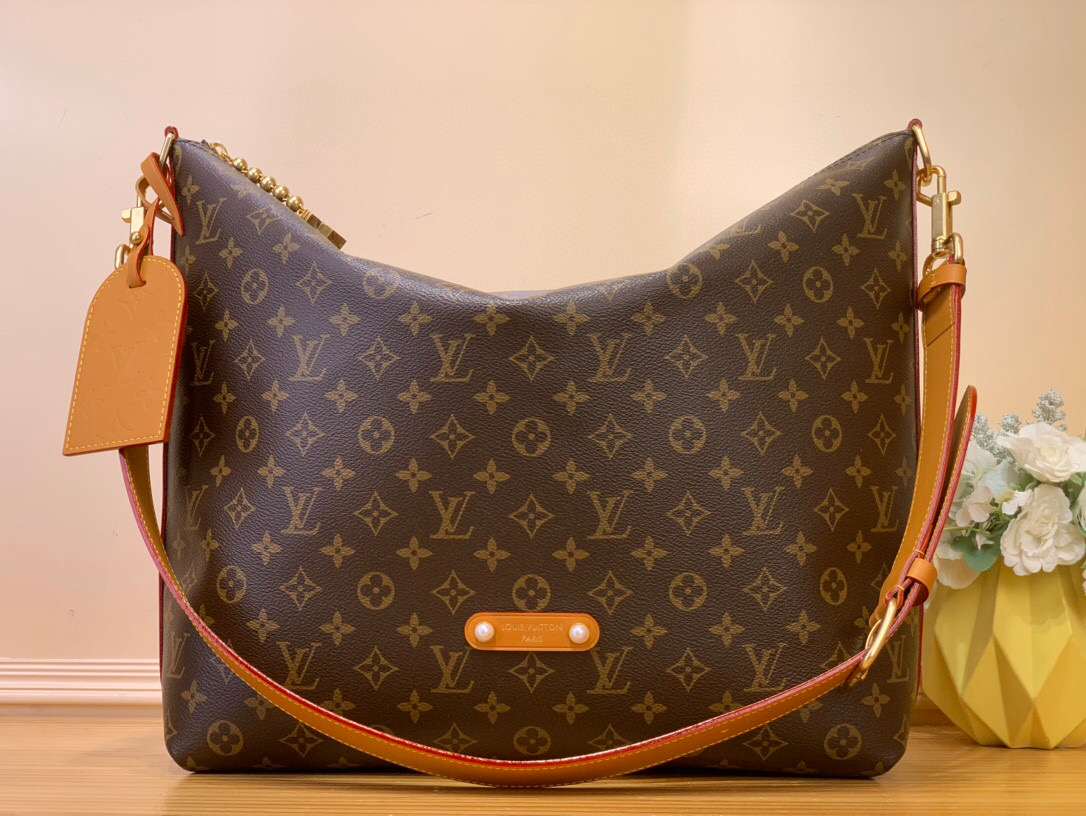 NO:620503,Top original order [LV METIS Handbag - Second Hand] M14018 Presbyopia This Métis made of Monogram jm canvas fulfills its commitment with its own attitude. The Métis LT handbag focuses on lines and contours. It not only has the versatility required by modern handbags, but also inherits the traditional elegance and charm of Louis Vuitton. Two detachable shoulder straps can be used to carry, carry or shoulder. Size 48x36x12cm  6817075,,louis vuitton,louis vuitton19860909顶级原单【LV METIS 手袋- 中古】M14018 老花 本款 Monogram jm帆布打造的 Métis 以自我态度实践承诺. Métis LT手袋着重线条与轮廓,它既具备了现代手袋所需的多功能性,又继承了路易威登传统的优雅迷人. 两条可脱卸肩带,可以用来手提、手挽或是肩背. 尺寸48x36x12cm 6817075,,louis vuitton,louis vuitton,Bag