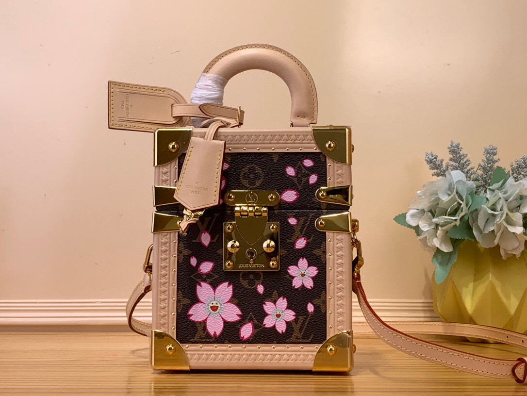 NO:621023,Top original item [The Camera Box Hard Case Camera Box] M10079 Presbyopia M14173 Sakura/Takashi Murakami The Camera Box St Hard Case Camera Box is small and large in capacity, suitable for various styles both day and night. As a hard case, it can accommodate all portable necessities, two mobile phones, wallets, keys, headphones, etc. It is both fashionable and practical. It is a multi-functional bag, lightweight and easy to use, allowing a variety of carrying methods such as hand carry, shoulder carry and cross body.  Dimensions 16 x 13 x 7.5 cm. 120121150,,wallets19860909顶级原单【The Camera Box 硬箱相机盒】 M10079老花 M14173 樱花/ 村上隆 The Camera Box St硬箱相机盒 小巧而容量大,无论在白天还是夜晚都适用于各种造型.作为一款硬箱,可以容纳下所有的随身必需品两个手机,钱包,钥匙,耳机等.既时尚又实用,它是一款多功能包,轻巧易用,允许多种携带方式手拎、肩扛和斜挎. 尺寸16 x 13 x 7.5 cm. 120121150,,wallets,Bag