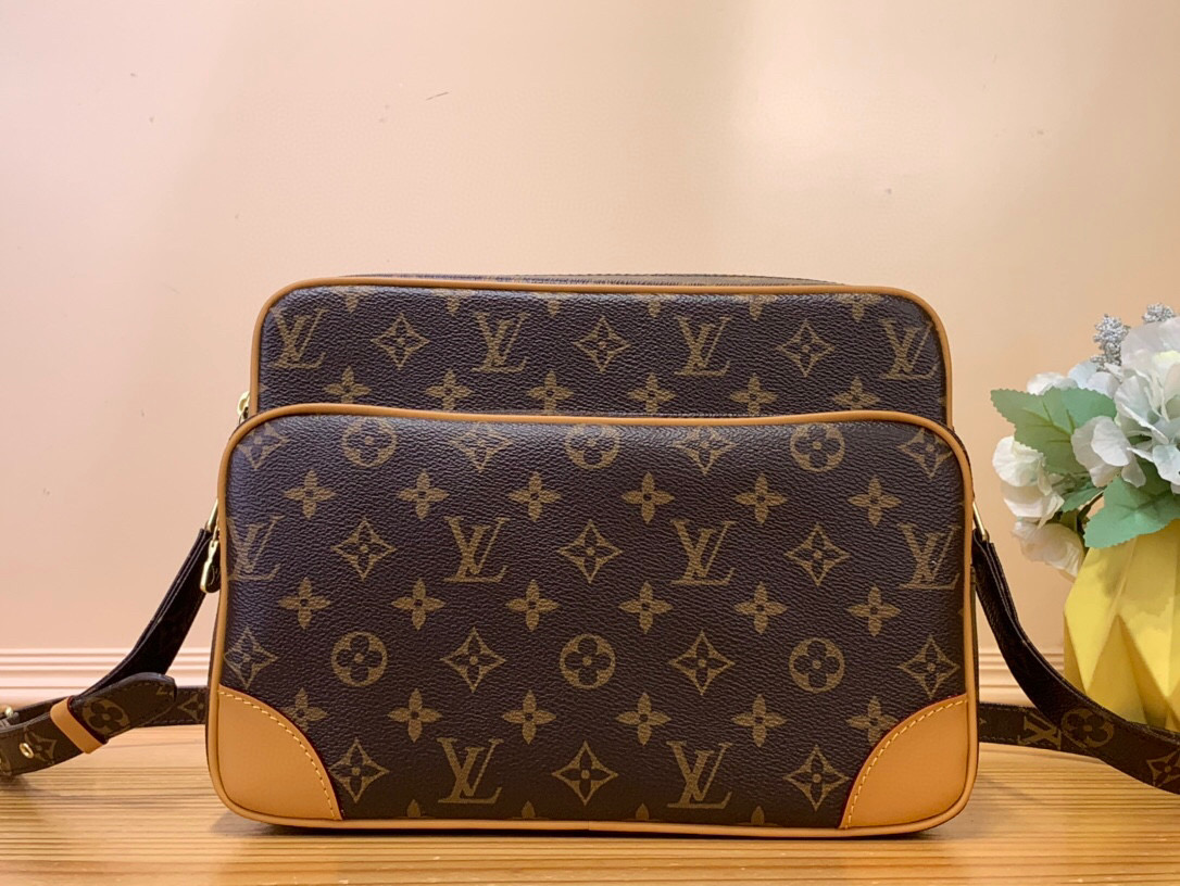 NO:551138,Top original single [second-hand bag] M45244 Monogram md canvas!  Classic crossbody!  Size 28*20*12 5916065,19860909顶级原单【中古包】M45244 Monogram md帆布制！经典斜挎！ 尺寸28*20*12 5916065,,Bag