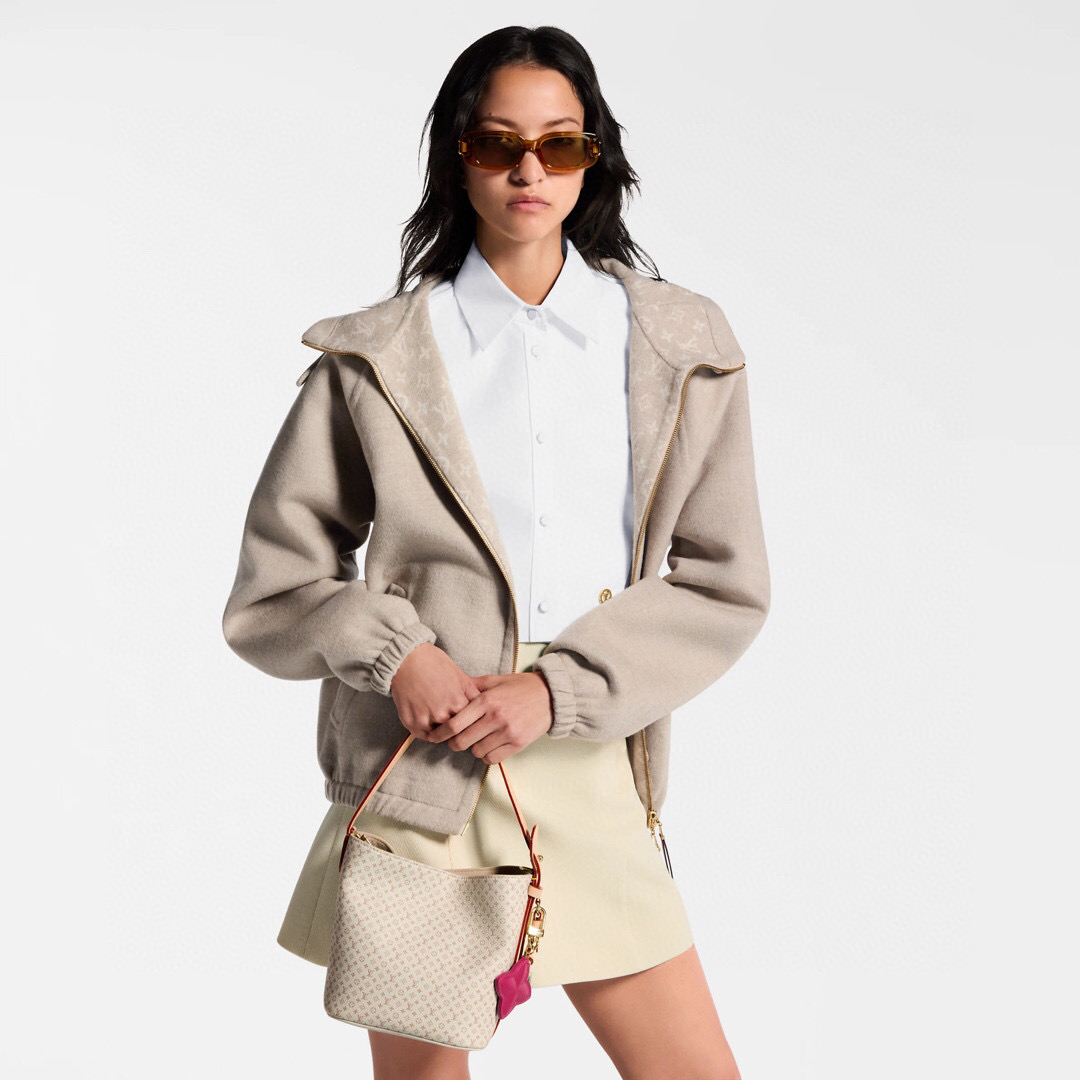 NO:551316,[All In BB handbag] m15130 sand dune color official website picture,19860909【All In BB手袋】 m15130 沙丘色 官网图,,Bag