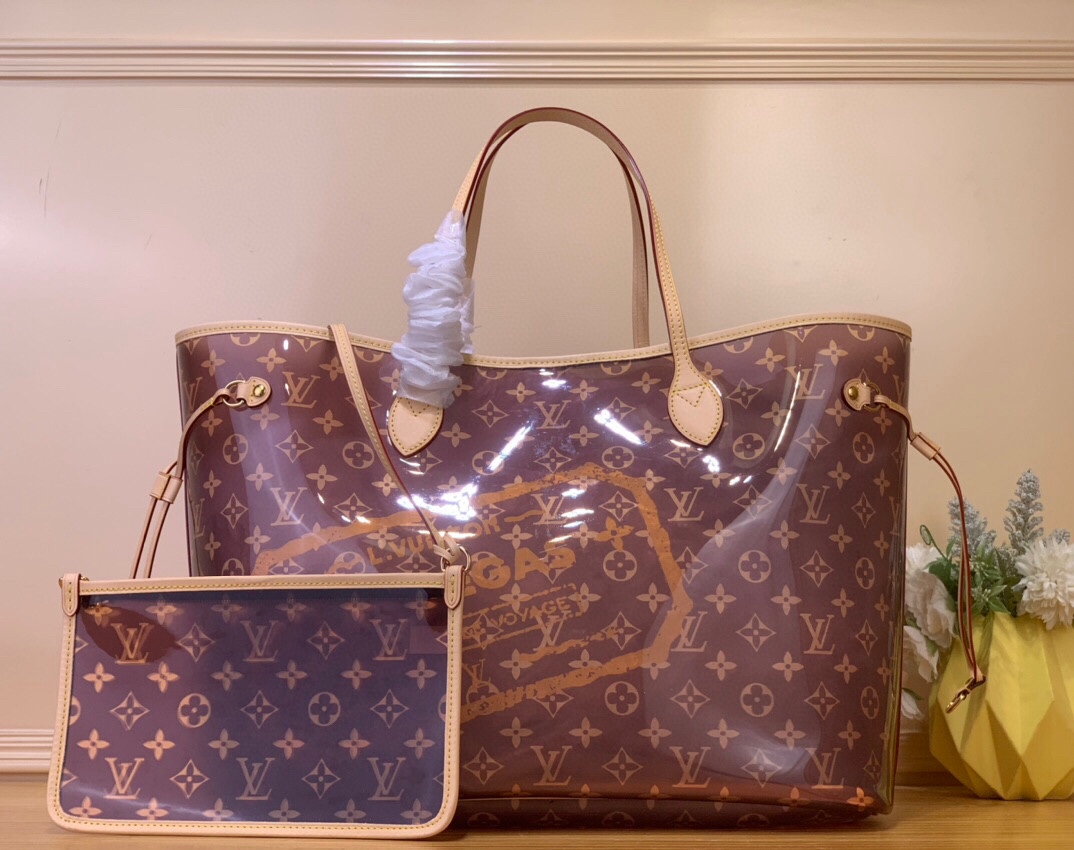 NO:551640,Top original item [Neverfull Large Tote Bag] M14491 brown (transparent), soft Monogram Hr canvas with cow leather trim, and colorful fabric lining in the spacious configuration. The straps on both sides can be tightened or stretched to show a different style. The slim handle is easy to carry on the shoulder or elbow, and the detachable zipper bag can be used as a clutch or pocket. Dimensions 39 x 32 x 19 cm  7018075,,totes,handbag,cowhide19860909顶级原单【Neverfull 大号托特包】M14491 啡色(透明) 为柔软 Monogram Hr帆布勾勒牛皮革饰边,于宽敞构型融入缤纷织物内衬.两侧饰带无论束紧或舒展,均可展现别样风采.纤细手柄方便肩背或肘挎,可拆卸拉链袋可用作手拿包或口袋. 尺寸39 x 32 x 19 厘米 7018075,,totes,handbag,cowhide,Bag