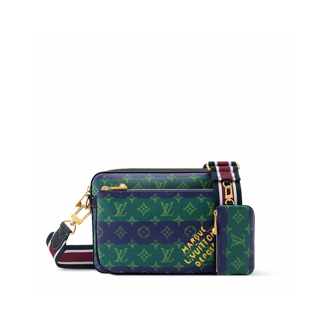 NO:552421,Top original order [TRIO messenger bag] m26026 blue green This Trio messenger bag uses Monogram Heritage Gx striped canvas, elegant leather trim and striped shoulder strap to release a dynamic style, with bright fabric lining. The main bag, zippered front bag and coin purse can be detached or combined at will, creating a modern and interesting puzzle-like appearance. Dimensions 18.5 x 7 x 25 cm 5316065 (H x W x  length),,wallets19860909顶级原单【TRIO 邮差包】 m26026 蓝绿色 本款 Trio 邮差包以 Monogram Heritage Gx条纹帆布、雅致皮革饰边和条纹肩带释放动感格调,搭配明丽织物内衬.主袋、拉链前袋和零钱包可随心拆卸或组合使用,演绎宛若拼图的摩登意趣. 尺寸18.5 x 7 x 25 厘米 5316065 (高 x 宽 x 长度),,wallets,Bag