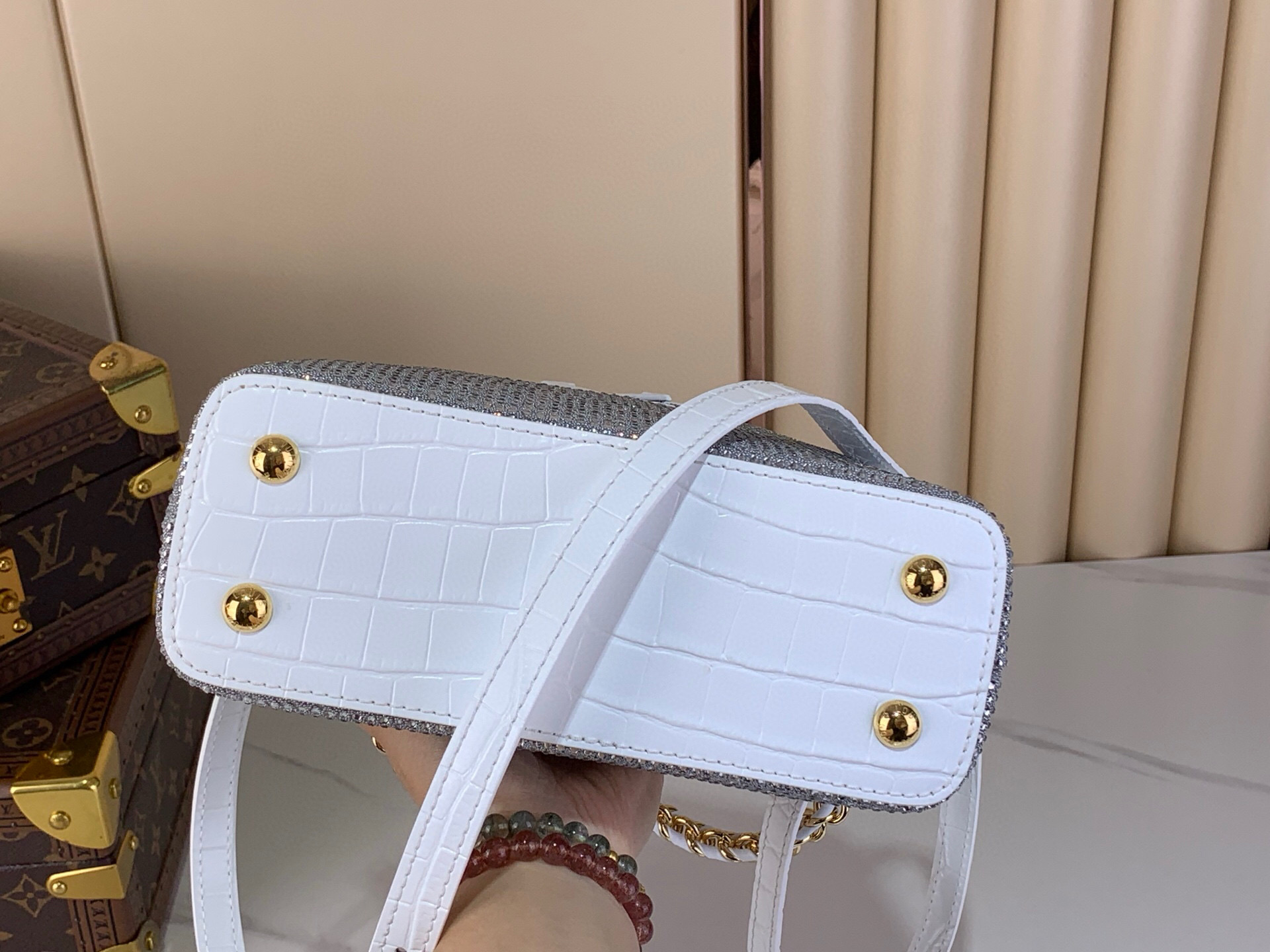 LV Style Beige Leather Top Handle Bag Bags Top Handle Bag detail image 4 from source 738369