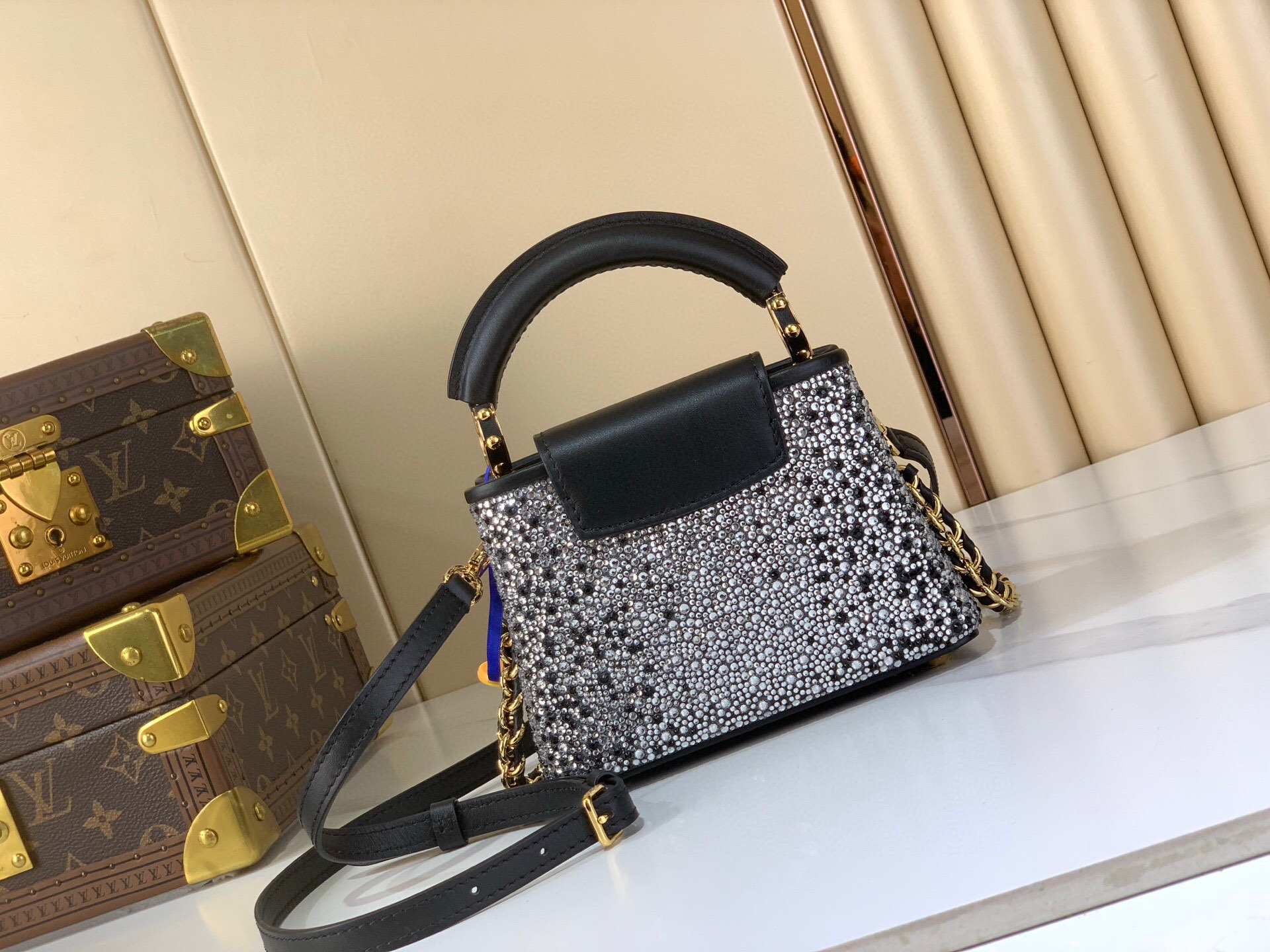 LV Style Beige Leather Top Handle Bag Bags Top Handle Bag detail image 3 from source 738368