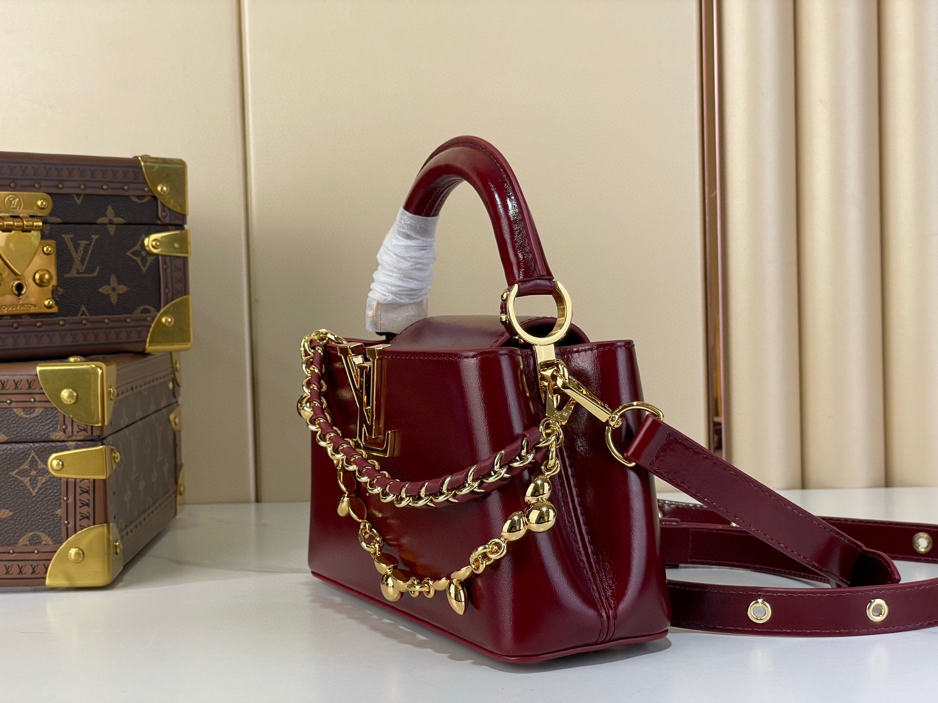 LV Style Black Leather Top Handle Bag Lookbook Reference image 2