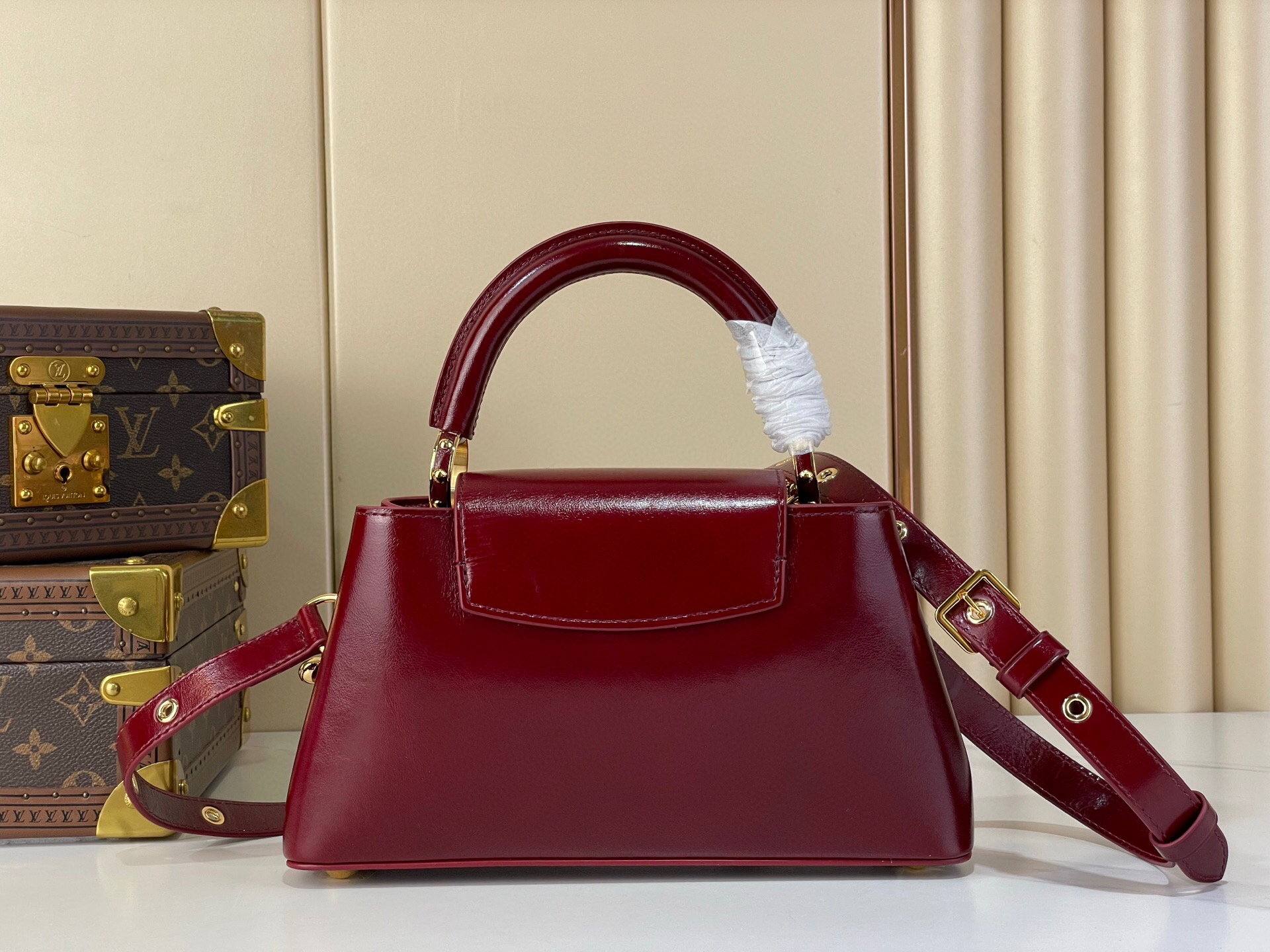 LV Style Beige Leather Top Handle Bag Bags Top Handle Bag detail image 3 from source 738349