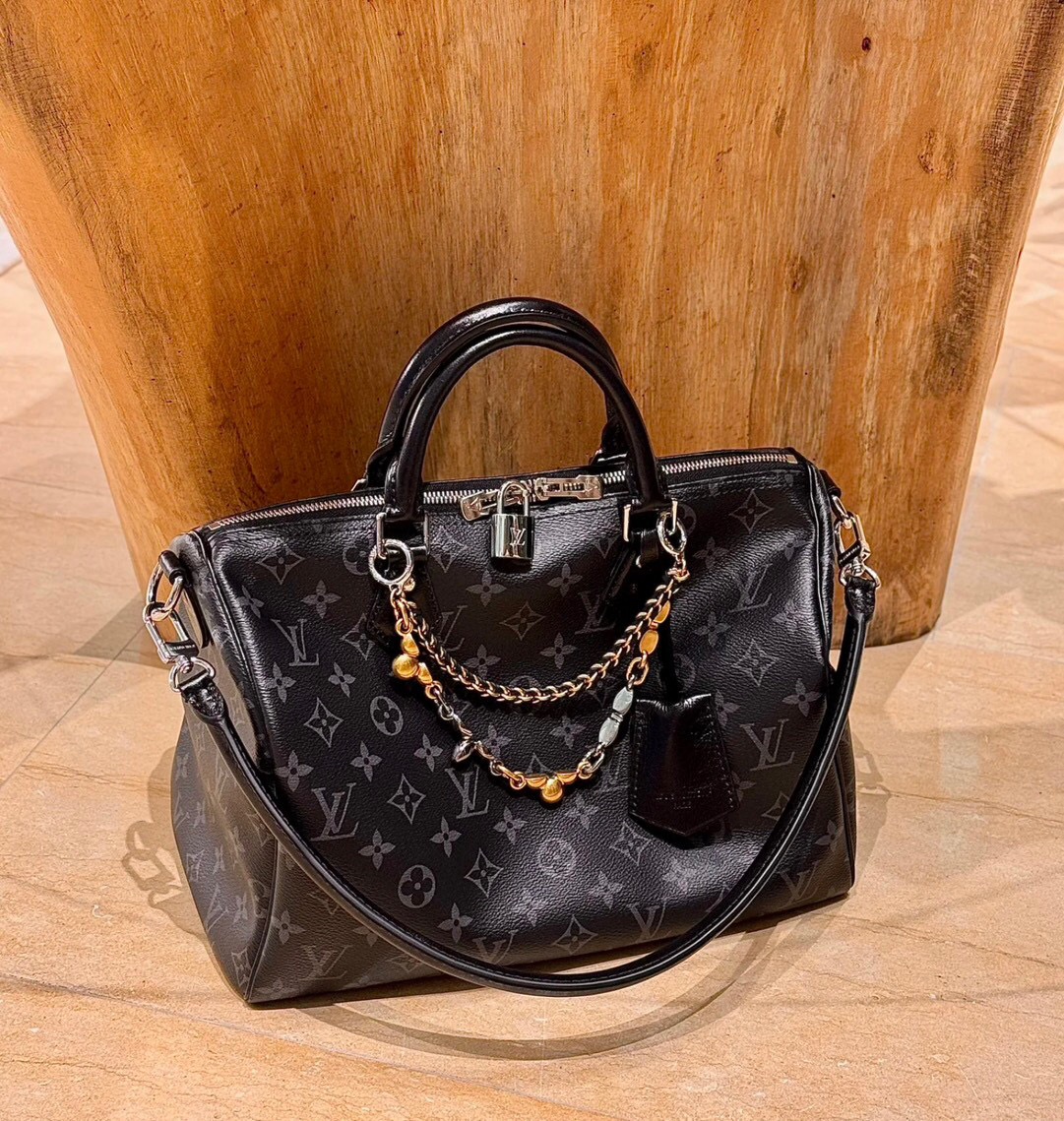 NO:557579,【SEEDY SOFT 30 handbag】 m15102 black flower,19860909【SEEDY SOFT 30 手袋】 m15102 黑花,,Bag