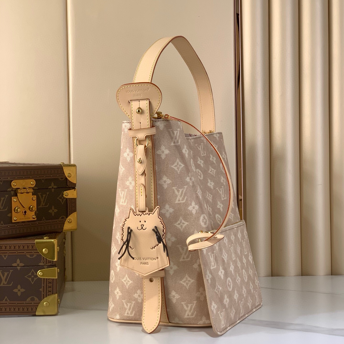 LV Style Beige Leather Top Handle Bag Lookbook Reference image 2