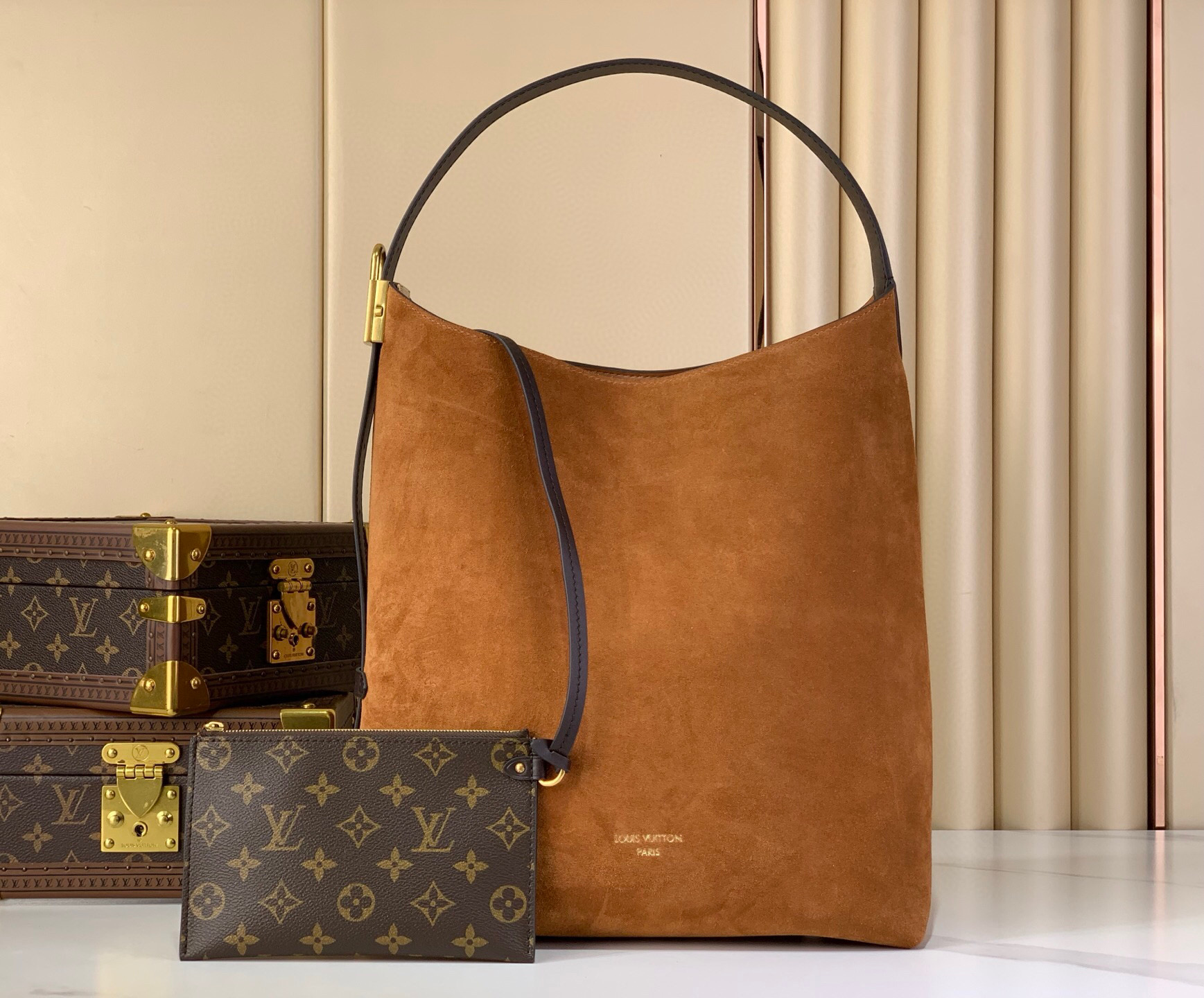 LV Style Brown Leather Hobo Bag Lookbook Reference image 1
