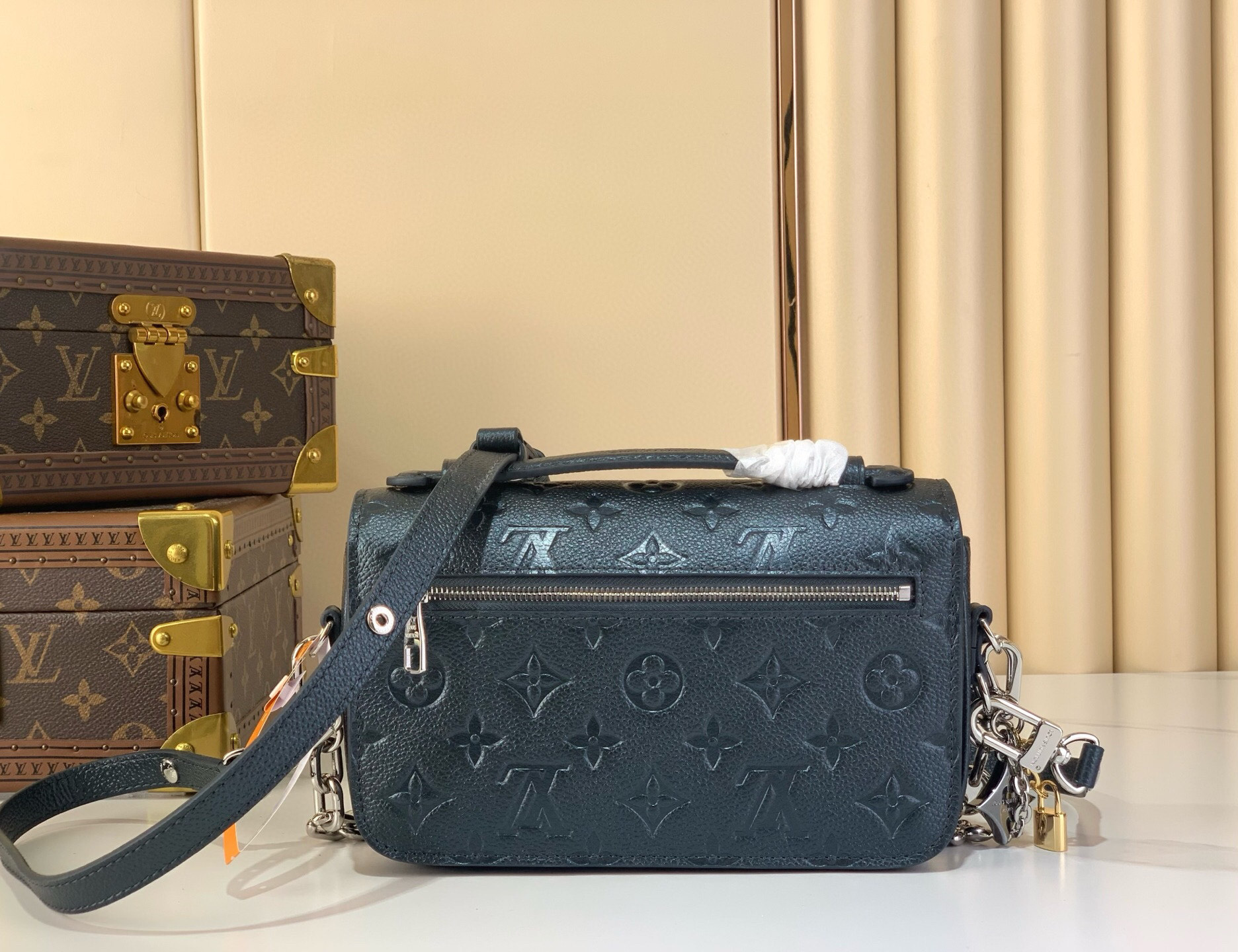 LV Style Beige Leather Clutch Lookbook Reference image 2