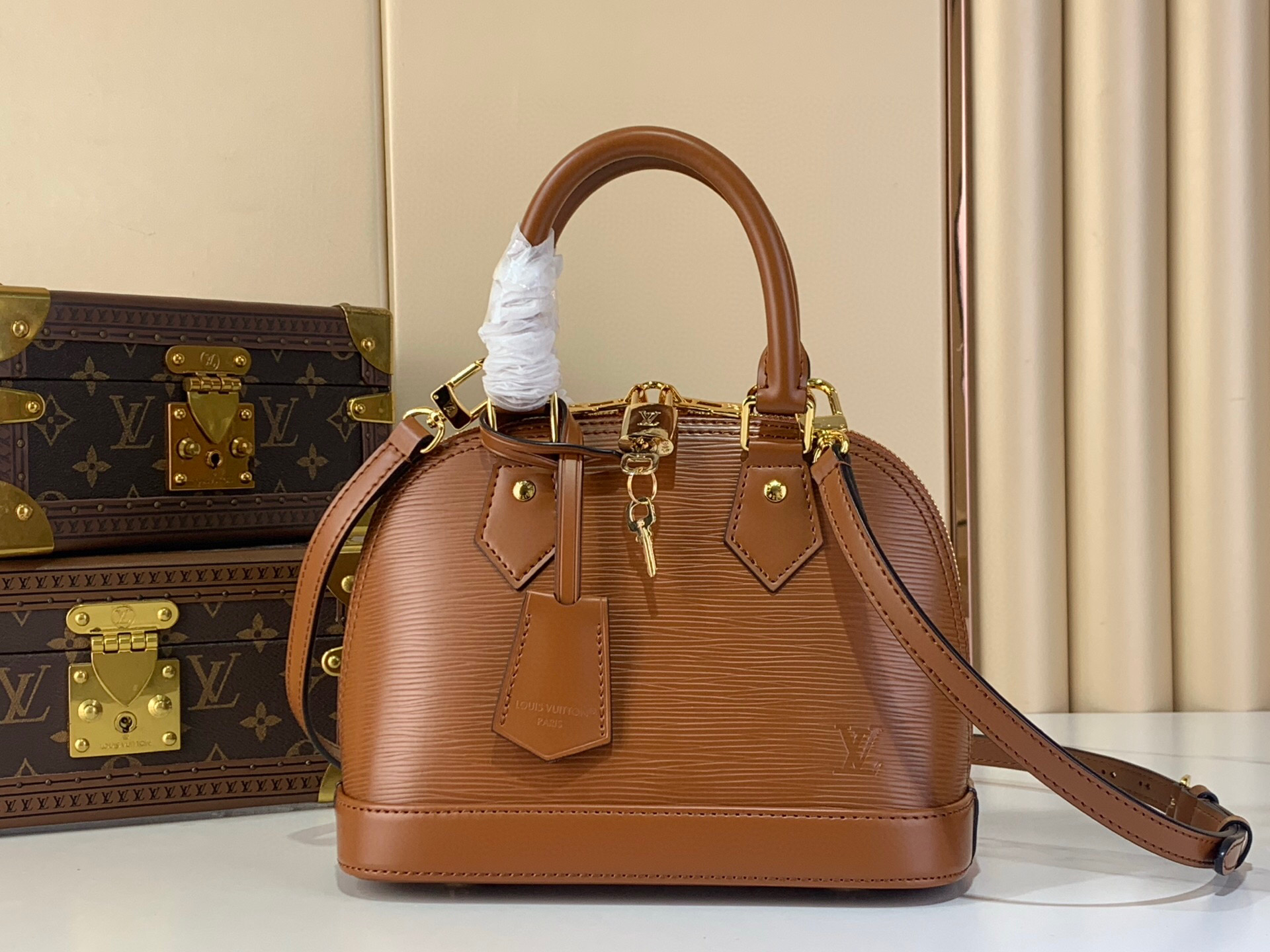 LV Style Brown Leather Bag Lookbook Reference image 1