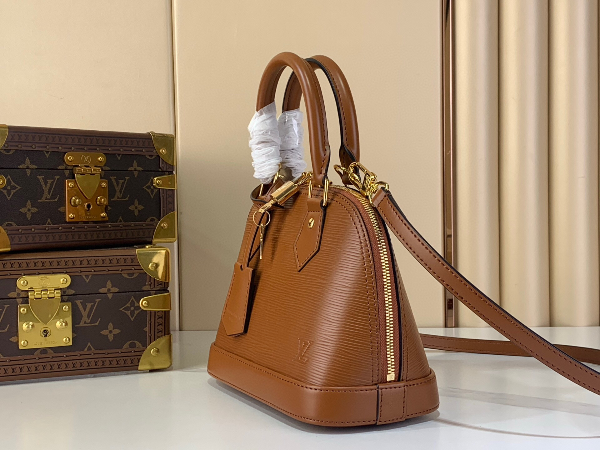 LV Style Brown Leather Bag Lookbook Reference image 2