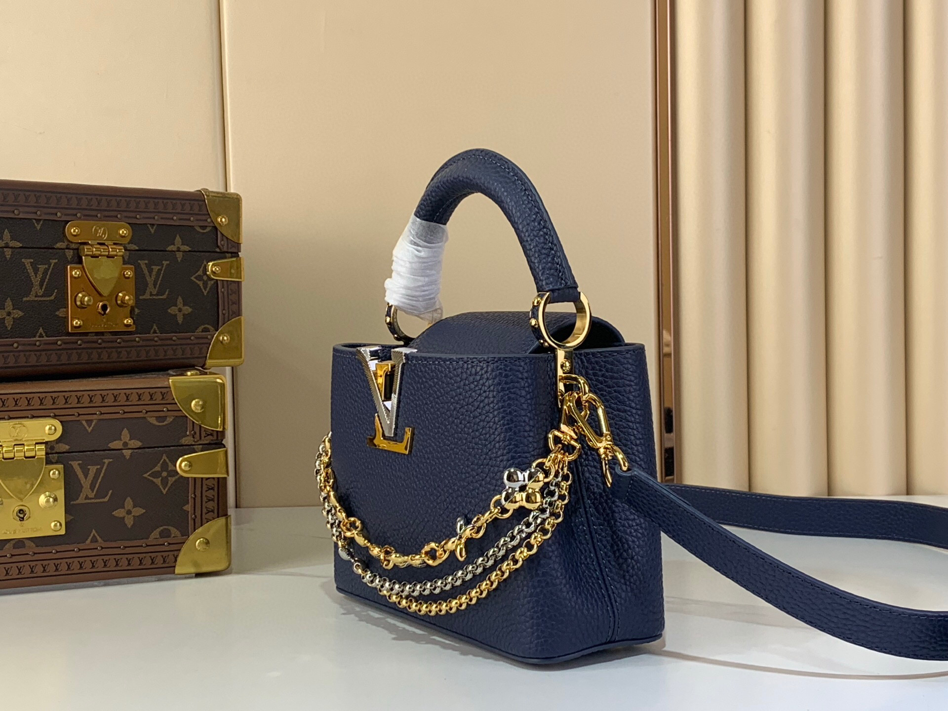 LV Style Blue Leather Top Handle Bag Lookbook Reference image 2