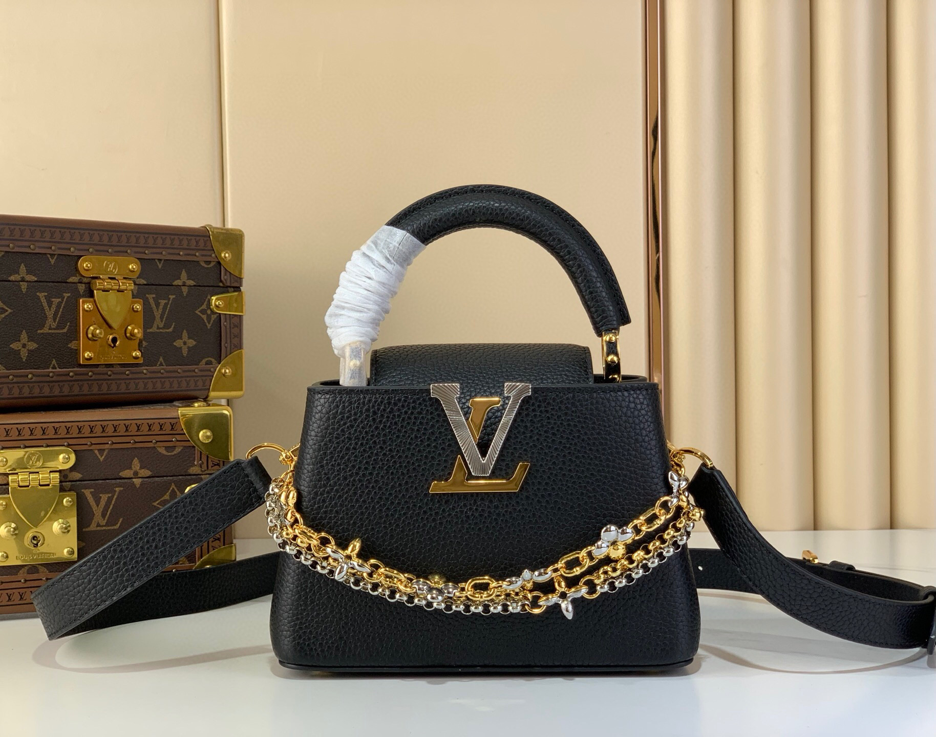 LV Style Black Leather Top Handle Bag Lookbook Reference image 1
