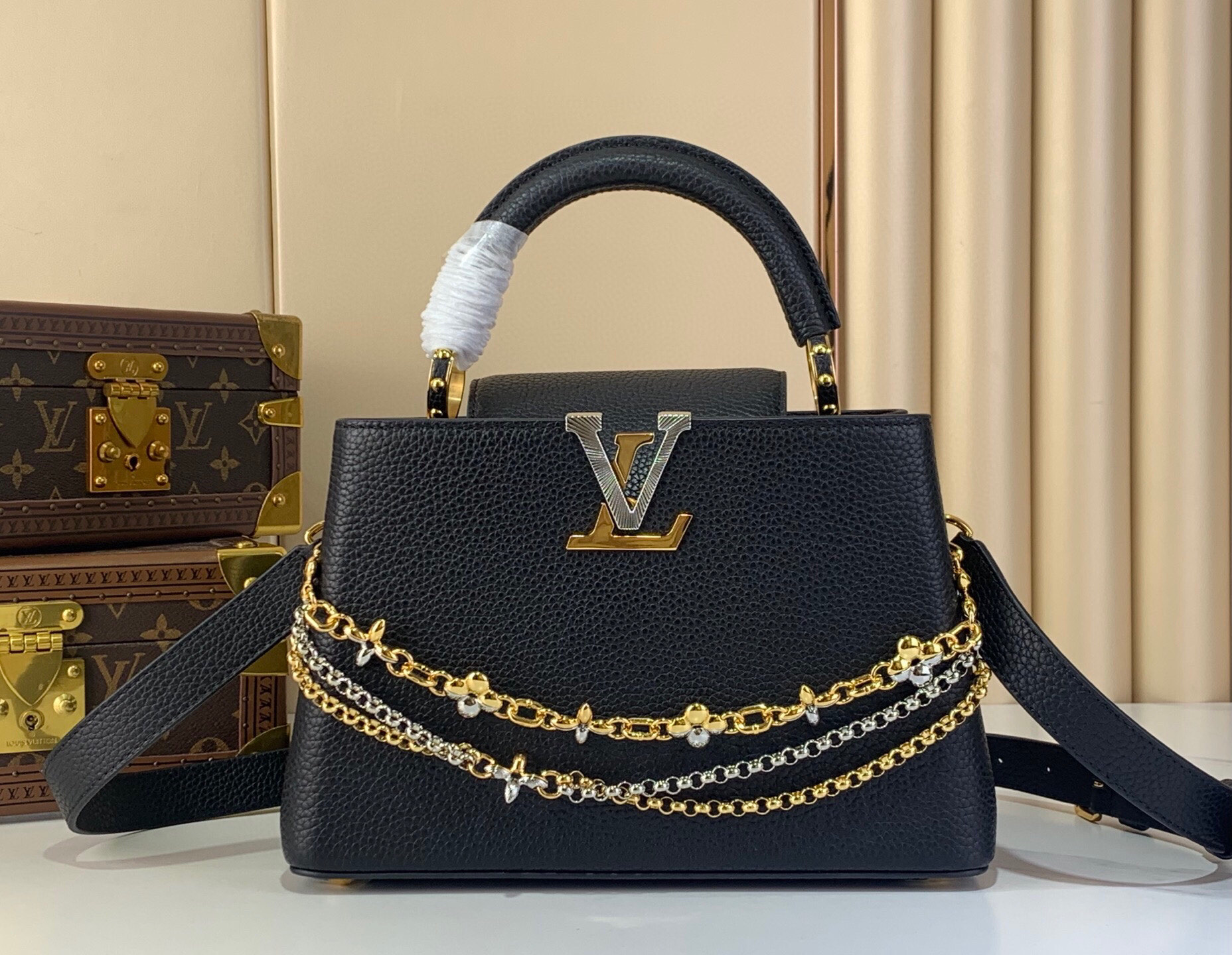LV Style Black Leather Top Handle Bag Lookbook Reference image 1
