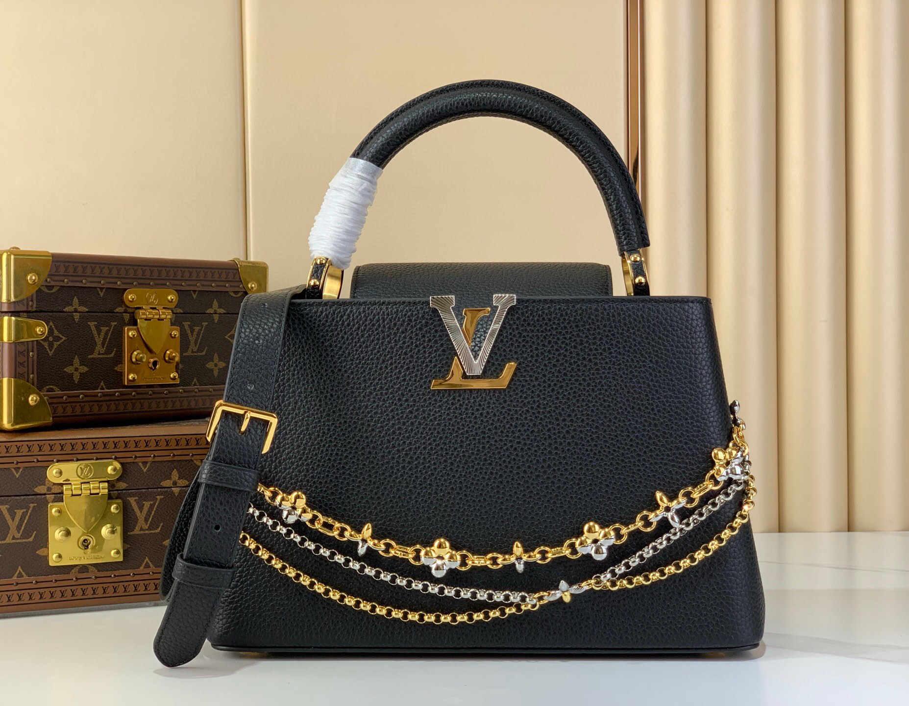 LV Style Black Leather Top Handle Bag Lookbook Reference image 1
