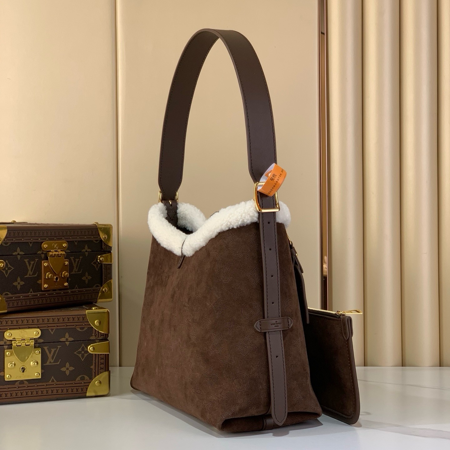 LV Style Beige Leather Top Handle Bag Lookbook Reference image 2