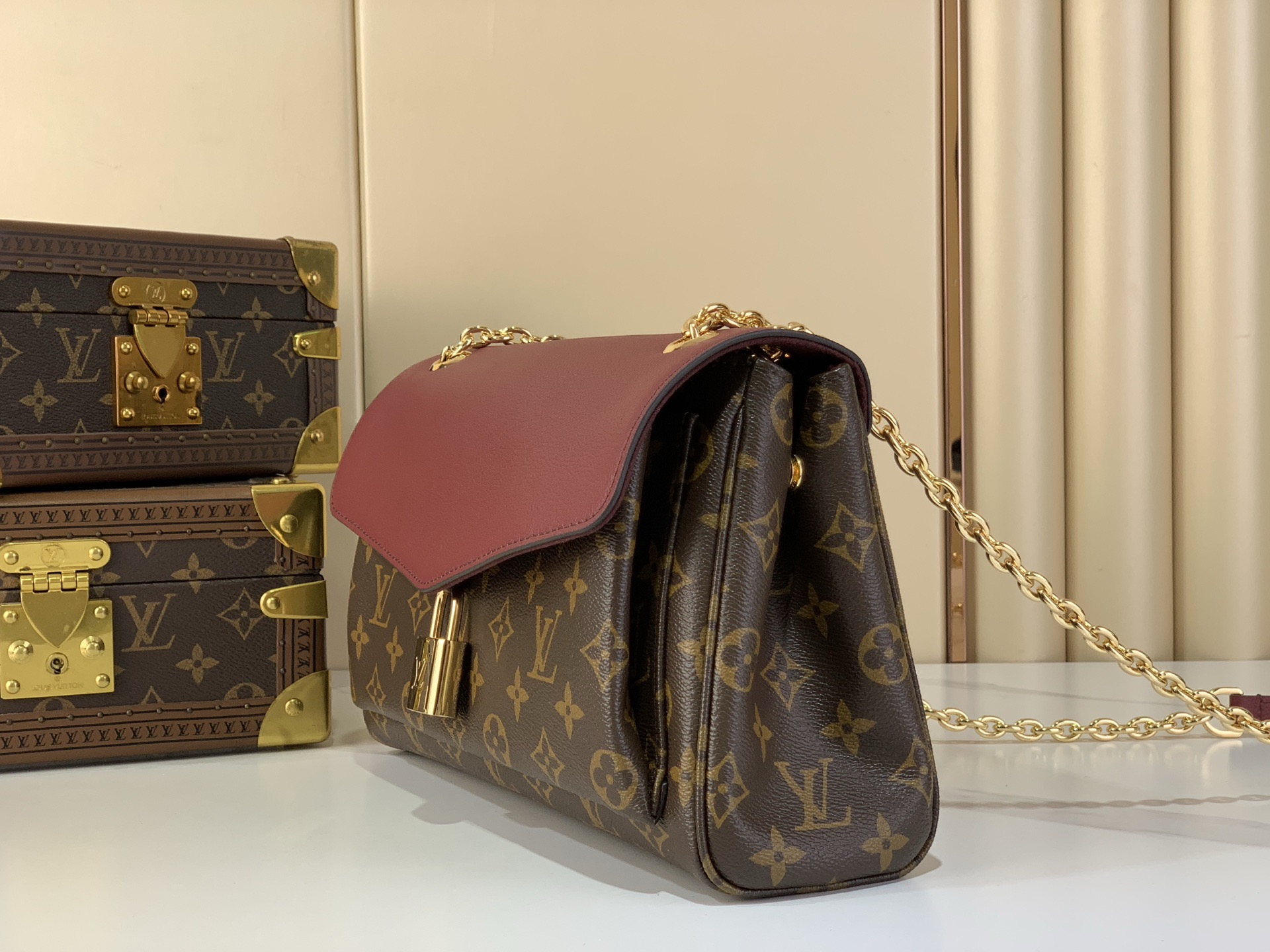 LV Style Black Leather Top Handle Bag Lookbook Reference image 2