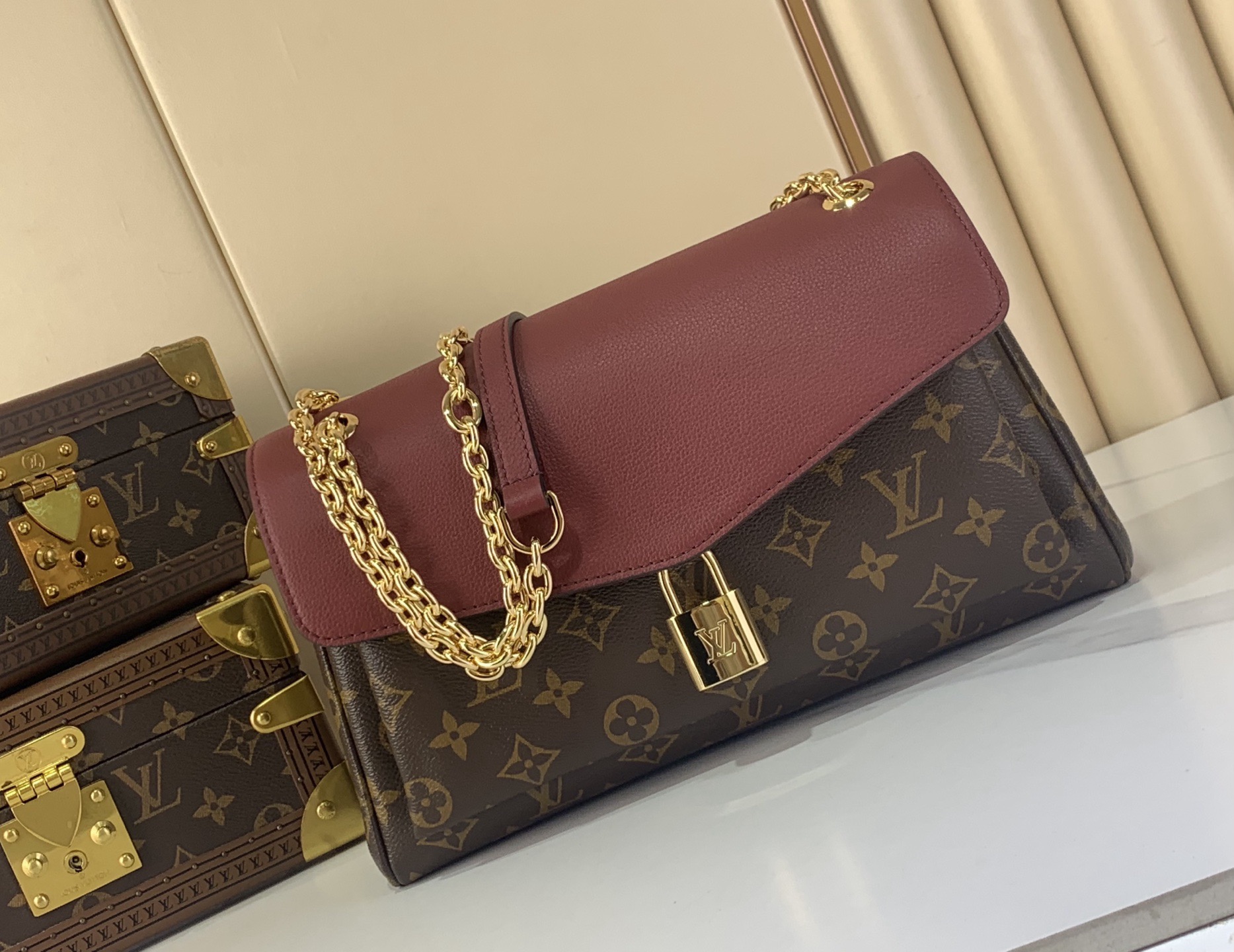 LV Style Black Leather Top Handle Bag Lookbook Reference image 1