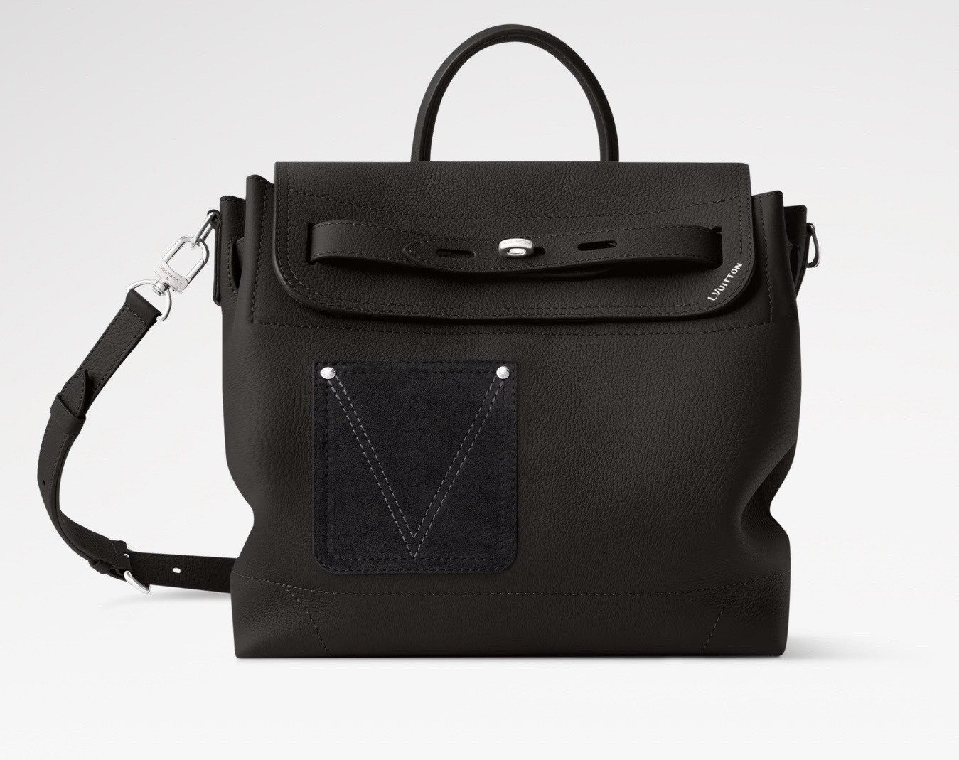 NO:622824,All-steel duty-free [STEAMER 30 handbag] m27061 black This Steamer 30 handbag uses LV Touch cow leather to reinterpret the classic Steamer handbag that has been popular for centuries. Grain leather and suede leather are decorated on two sides. The suede leather front bag is subtly embellished with V-shaped stitching, and the convenient V-shaped hook buckle is integrated into the Monogram flower. The shoulder strap design provides cross-body and hand-held options. Size 33 x 14 x 32 cm  (height x width x length),,louis vuitton,cowhide19860909全钢免税【STEAMER 30 手袋】 m27061 黑色 本款 Steamer 30 手袋以 LV Touch 牛皮革焕新演绎风行百年的经典 Steamer 手袋.粒面皮革与绒面皮革分饰两面.绒面皮革前袋含蓄点缀 V 字缝线,便利 V 形钩扣融入 Monogram 花卉.肩带设计提供斜跨与手提选择. 尺寸33 x 14 x 32 厘米 (高 x 宽 x 长度),,louis vuitton,cowhide,Bag