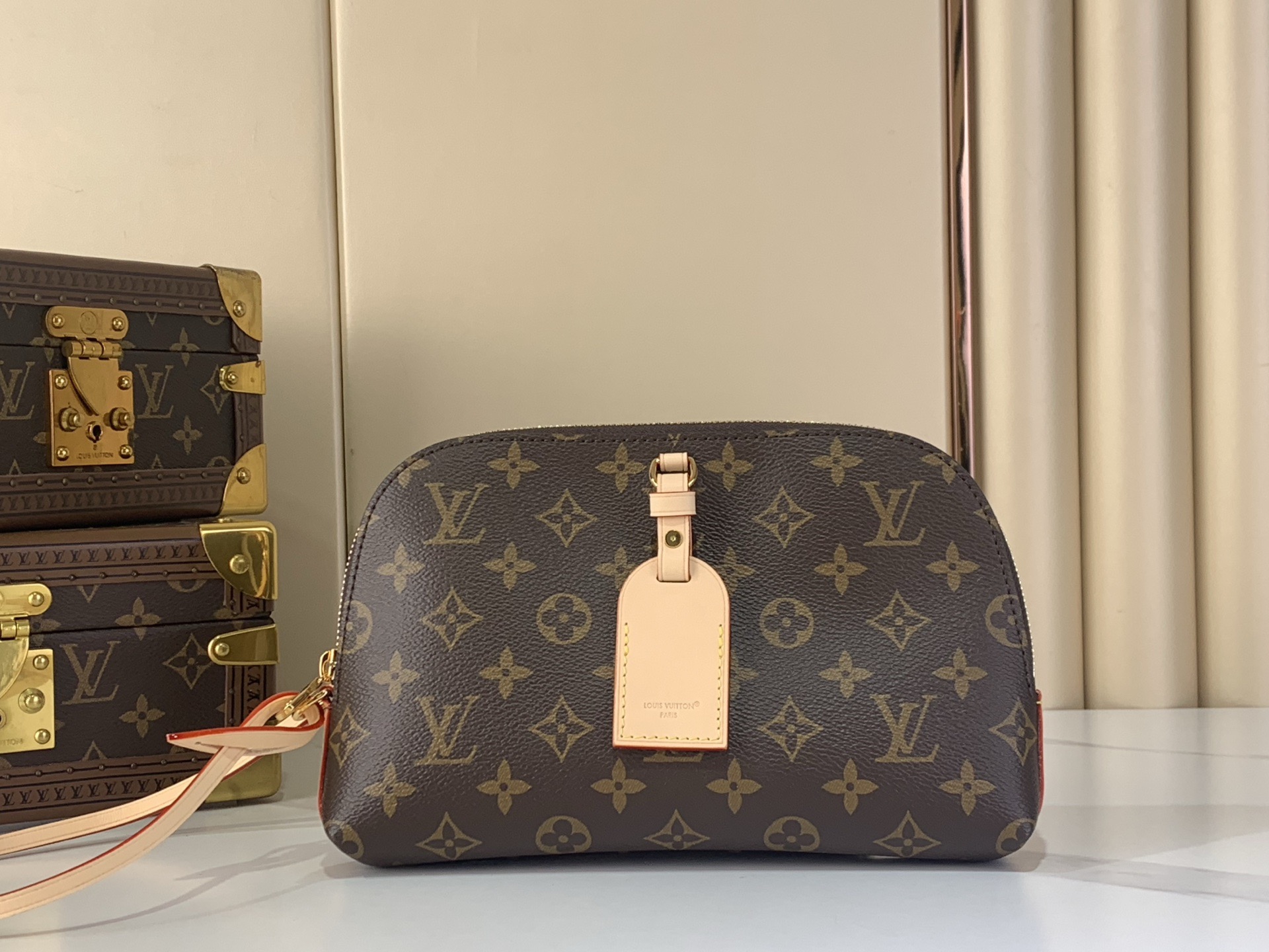 LV Style Beige Leather Clutch Lookbook Reference image 1