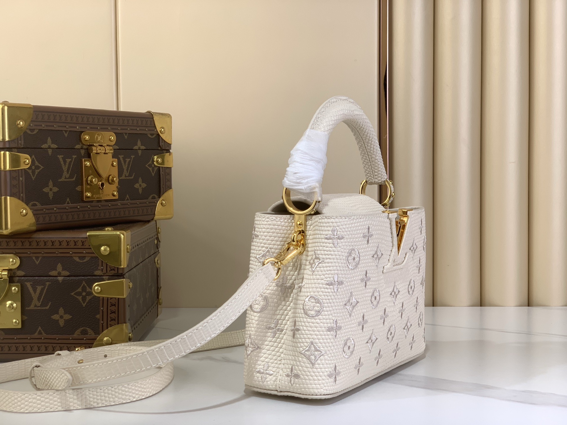 LV Style White Leather Top Handle Bag Lookbook Reference image 2