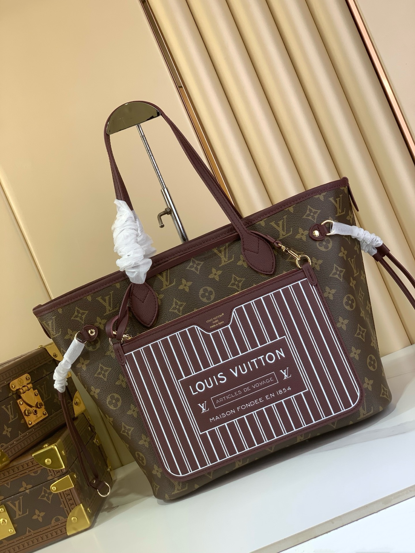 LV Style Beige Leather Bag Lookbook Reference image 1