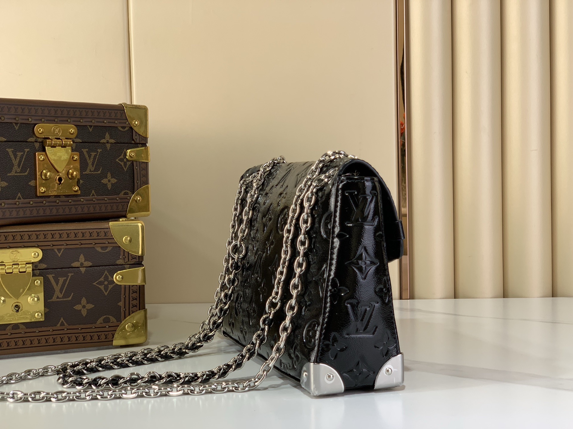 LV Style Black Leather Top Handle Bag Lookbook Reference image 2