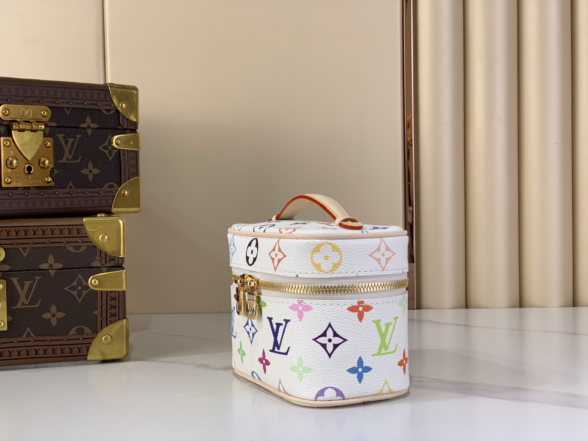 LV Style White Canvas Top Handle Bag Lookbook Reference image 2