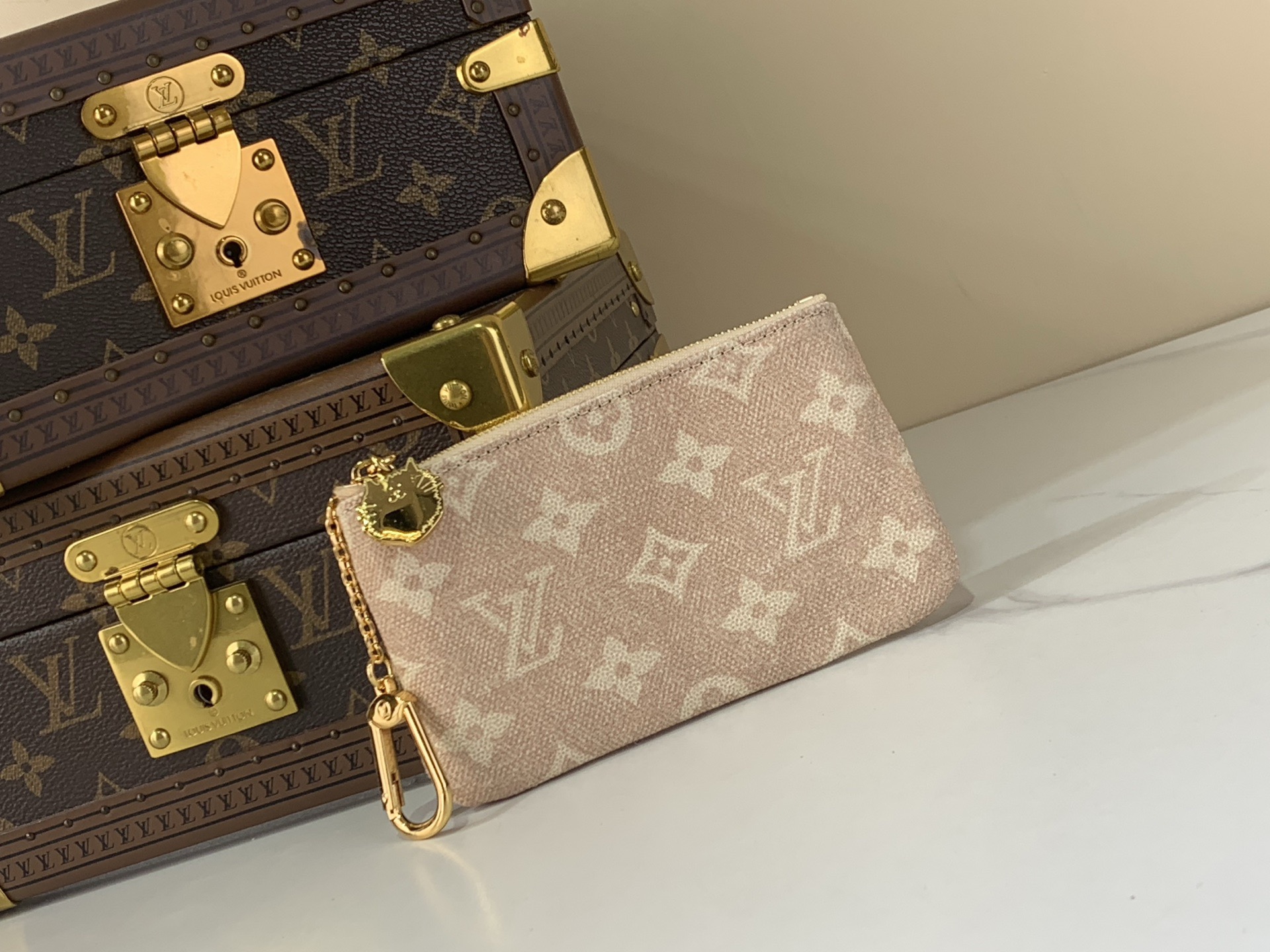 LV Style Beige Leather Wallet Lookbook Reference image 1