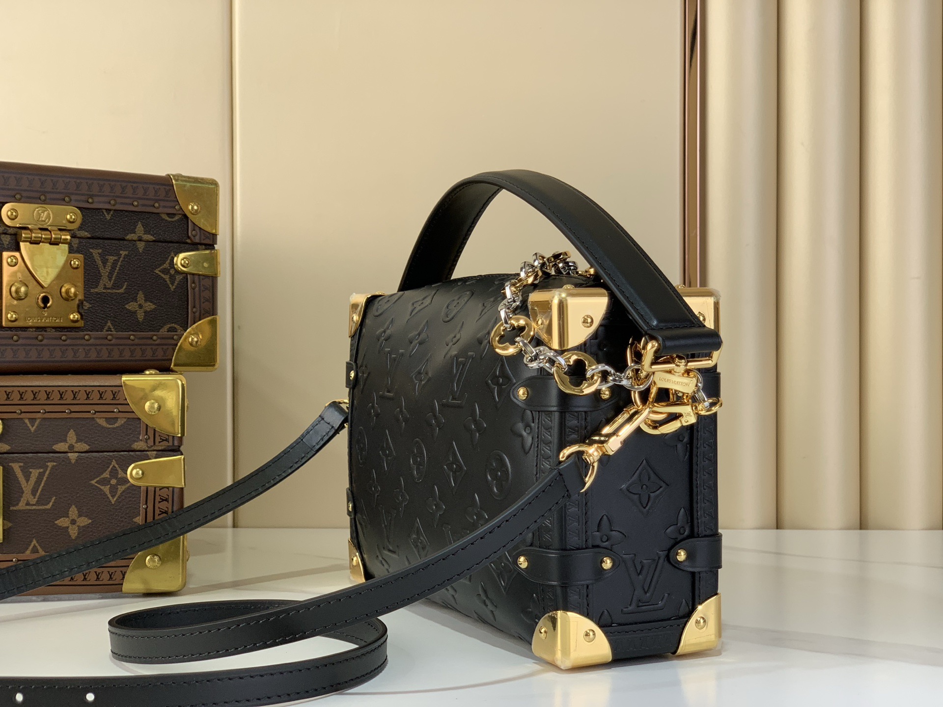 LV Style Black Leather Top Handle Bag Lookbook Reference image 2