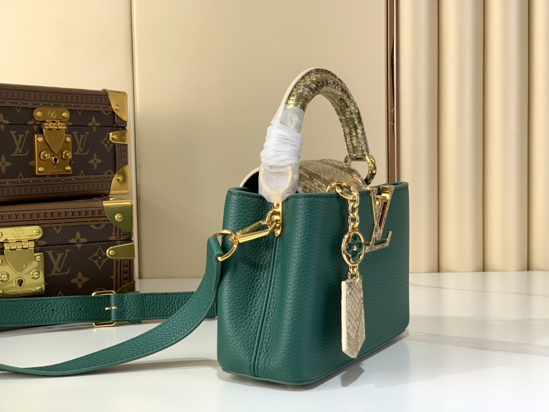 LV Style White Leather Top Handle Bag Lookbook Reference image 2