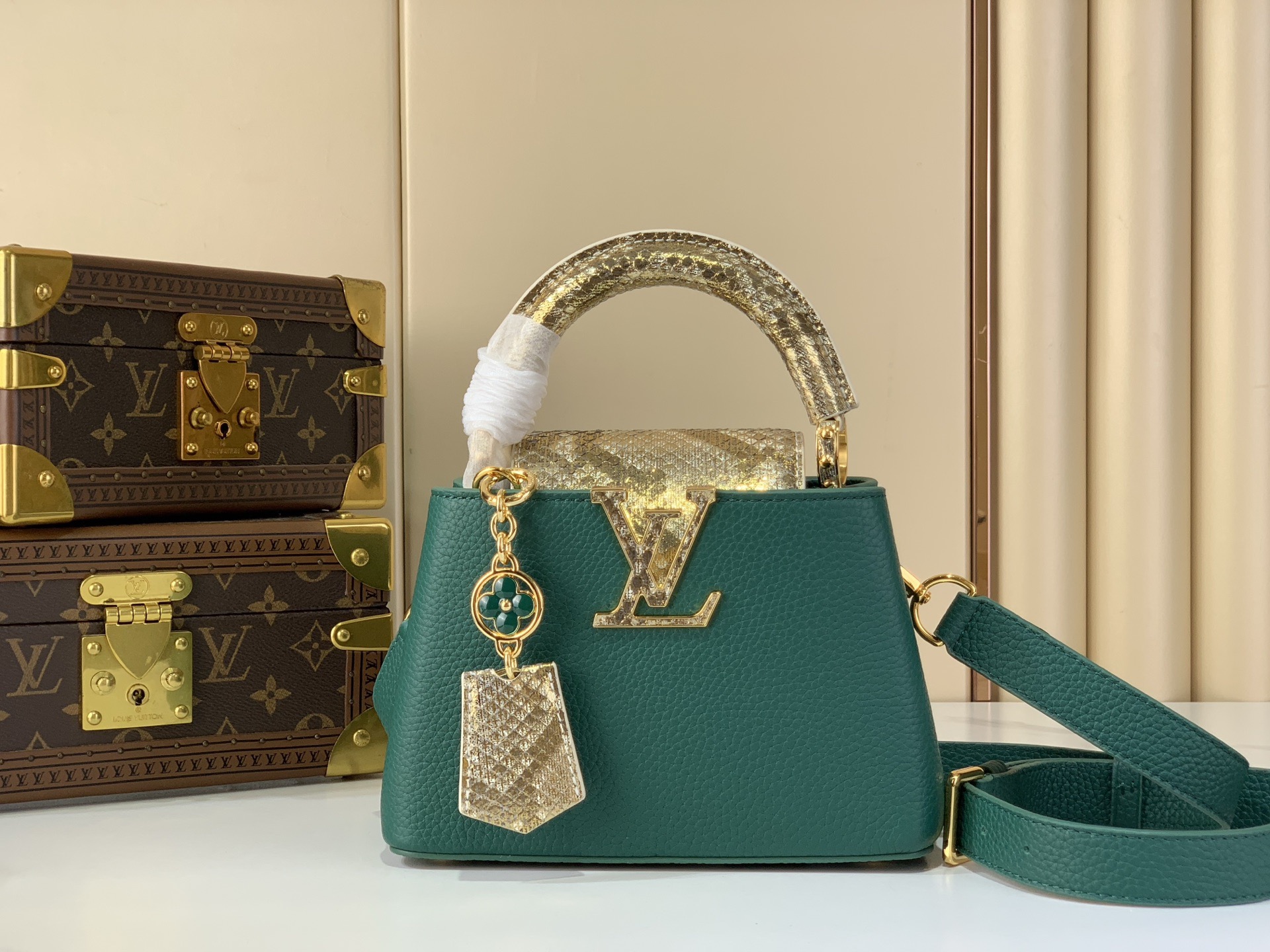 LV Style White Leather Top Handle Bag Lookbook Reference image 1
