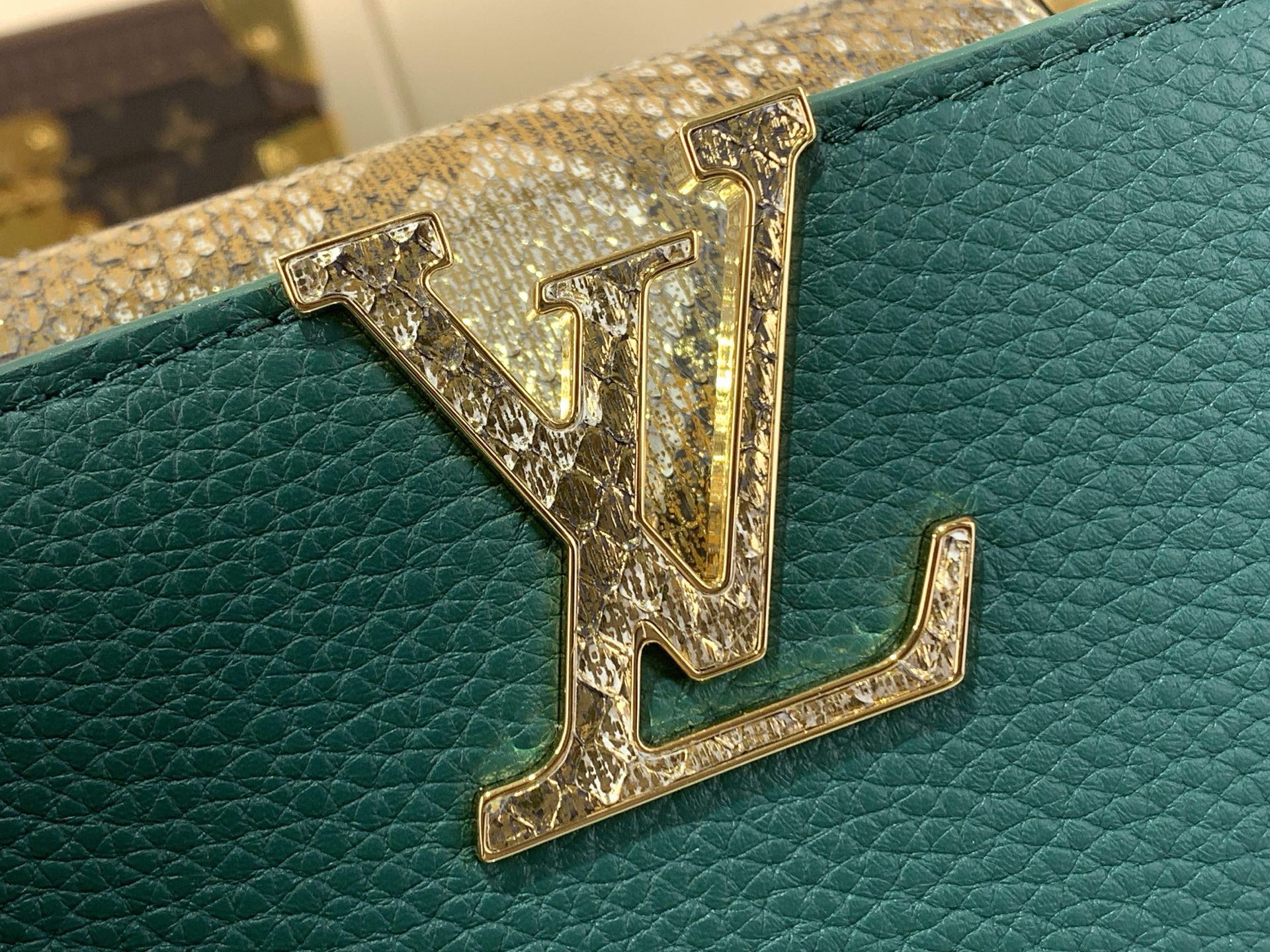 LV Style White Leather Top Handle Bag style reference detail image 5 from source 759866