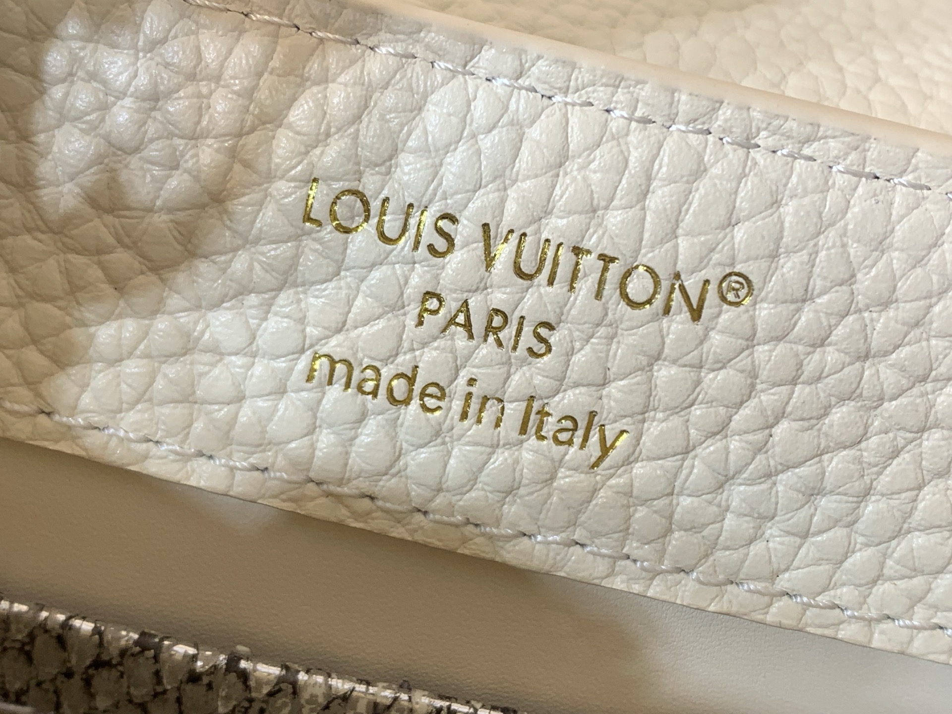 LV Style White Leather Top Handle Bag style reference detail image 8 from source 759871