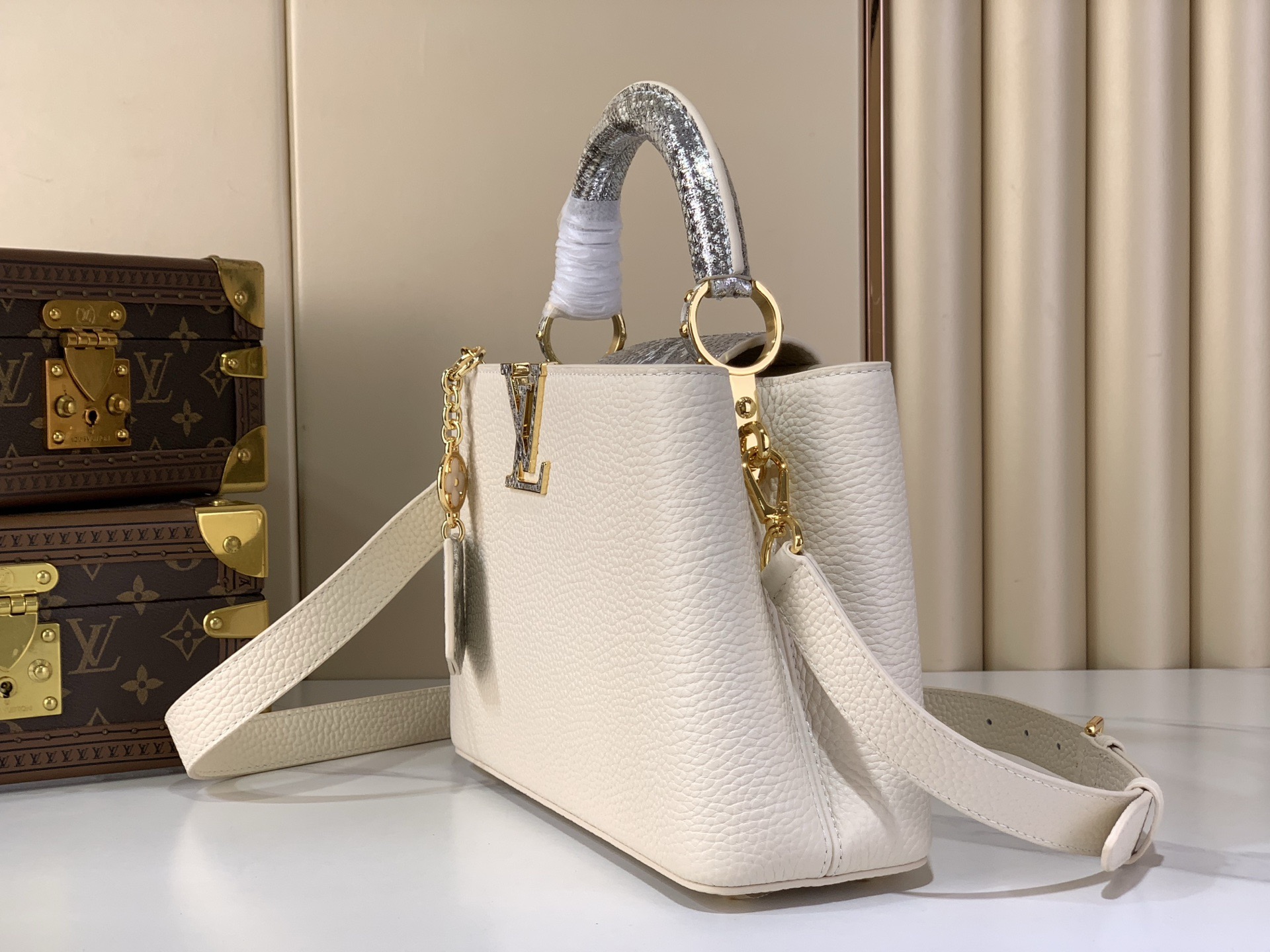 LV Style White Leather Top Handle Bag Lookbook Reference image 2