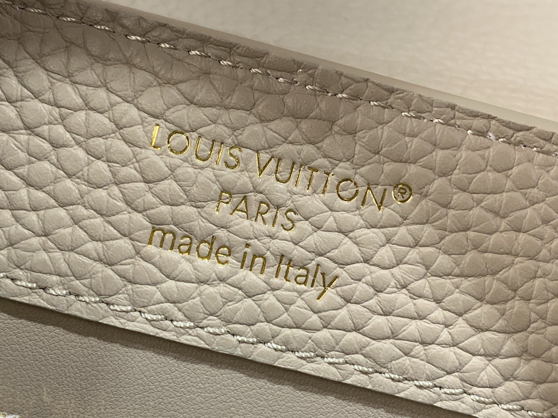 LV Style White Leather Top Handle Bag style reference detail image 8 from source 759873