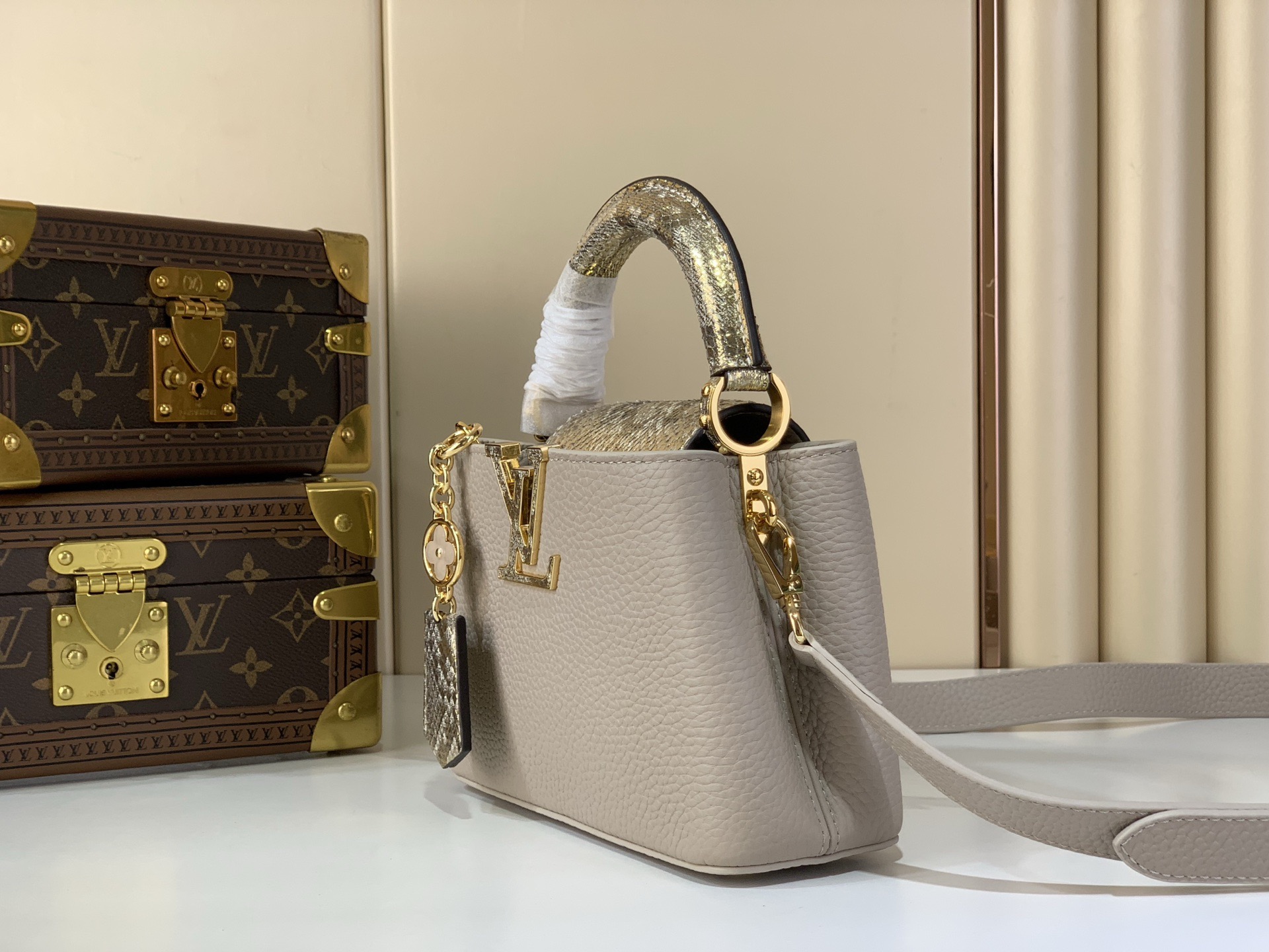 LV Style White Leather Top Handle Bag Lookbook Reference image 2