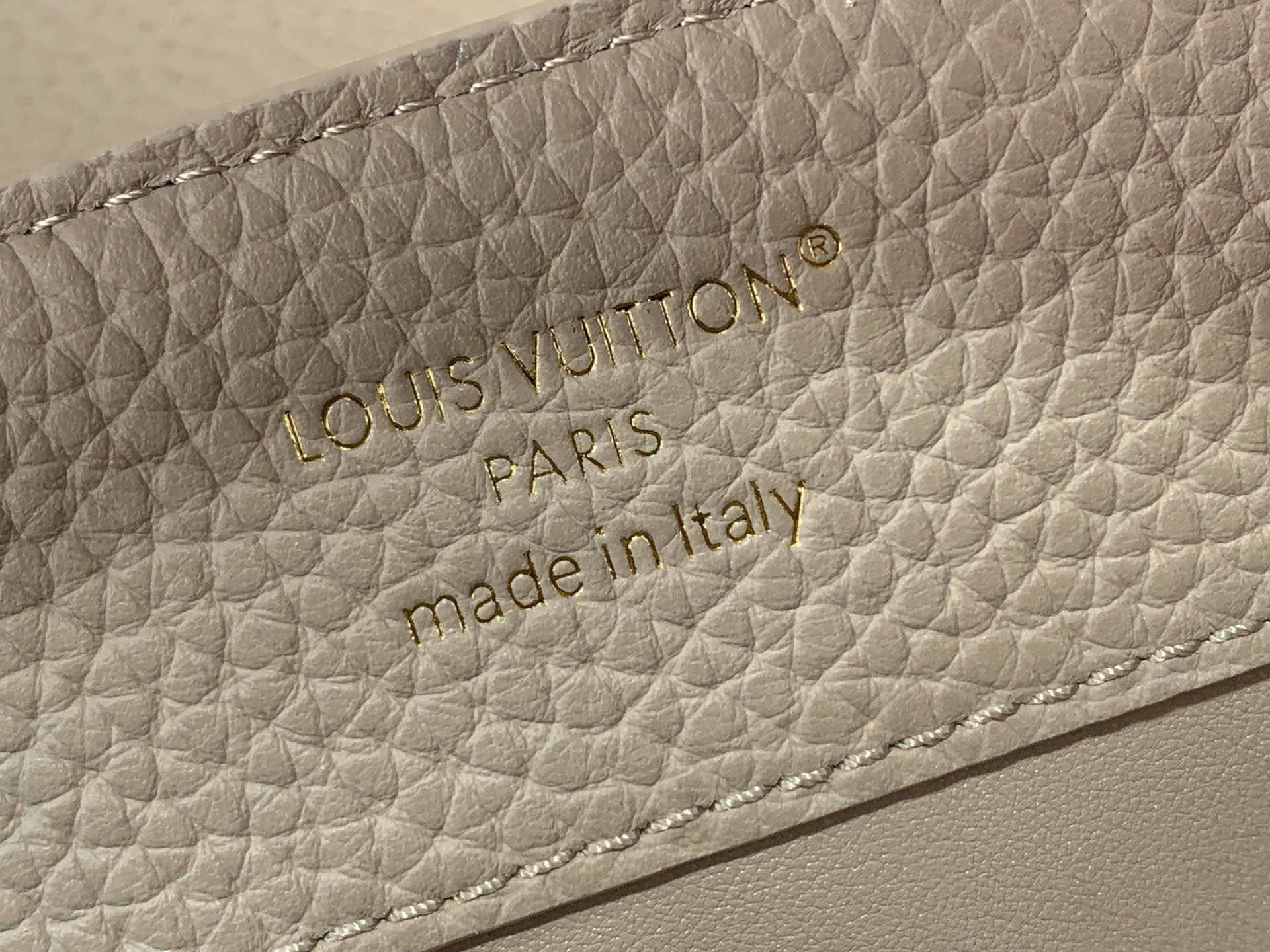 LV Style White Leather Top Handle Bag style reference detail image 8 from source 759872