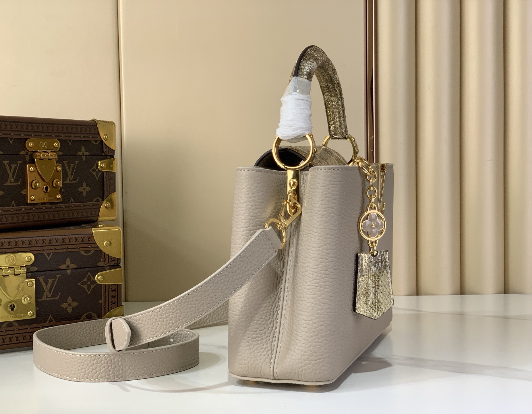 LV Style White Leather Top Handle Bag Lookbook Reference image 2