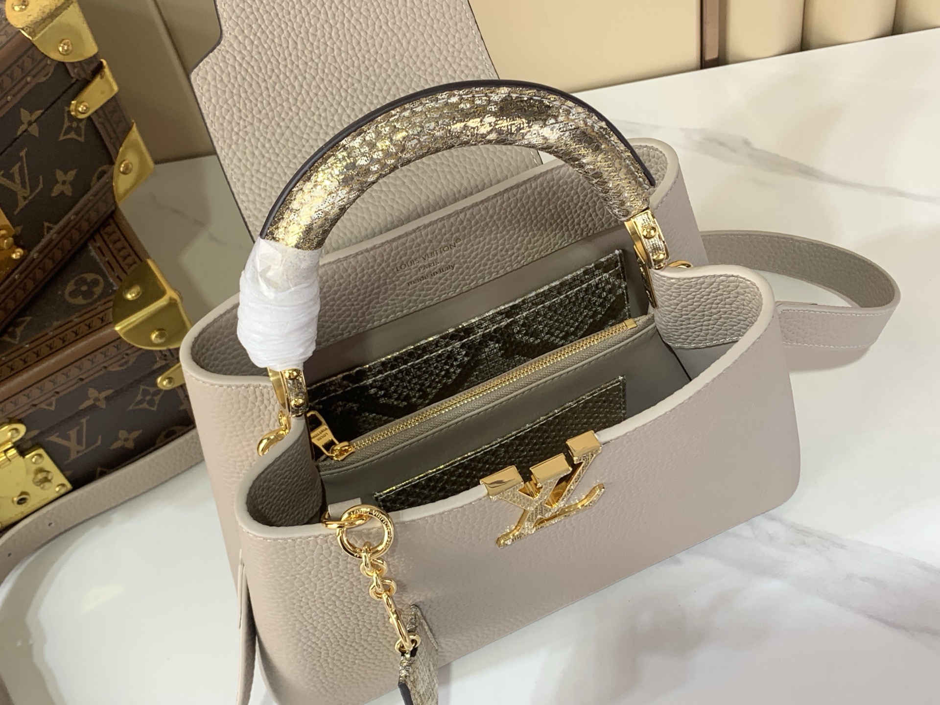 LV Style White Leather Top Handle Bag style reference detail image 9 from source 759872