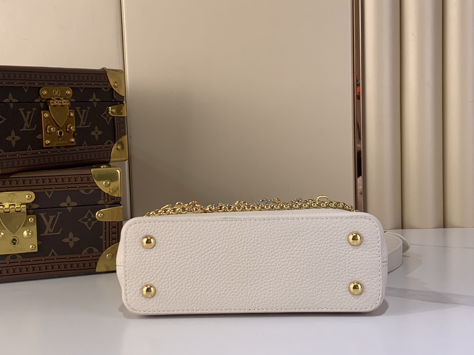 LV Style White Leather Top Handle Bag Bags Top Handle Bag detail image 4 from source 759853