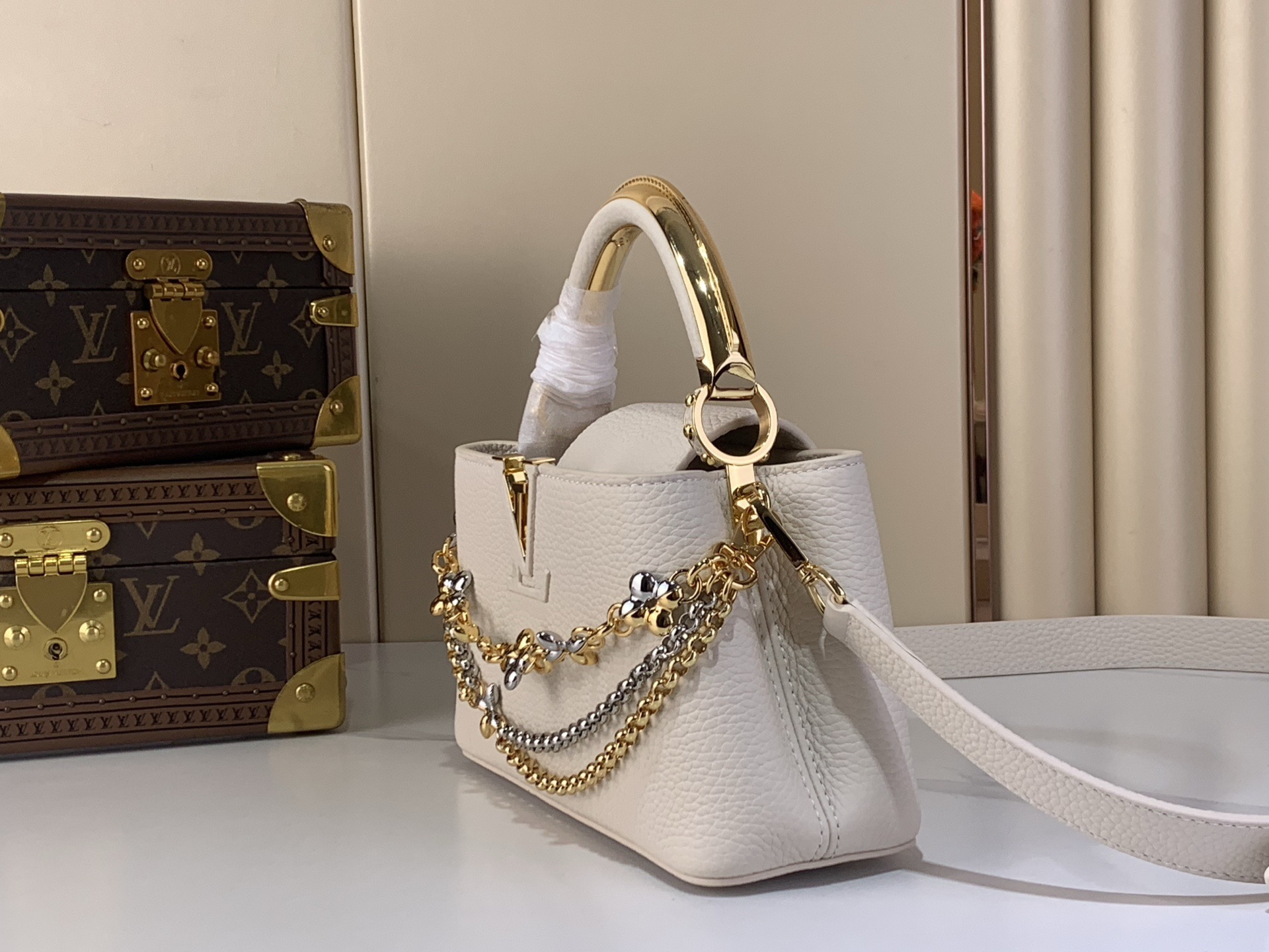 LV Style White Leather Top Handle Bag Lookbook Reference image 2
