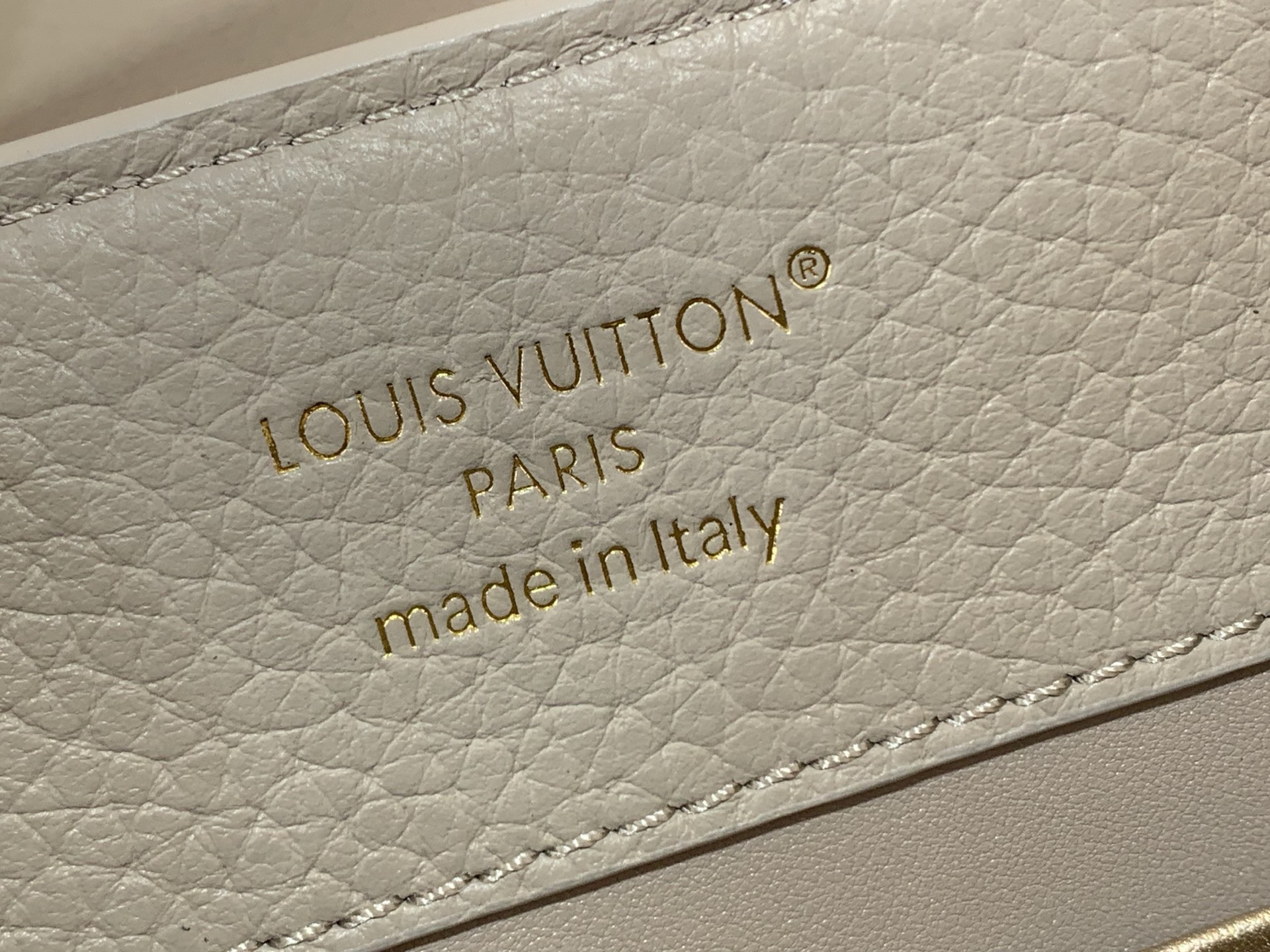 LV Style Beige Leather Top Handle Bag style reference detail image 8 from source 759854