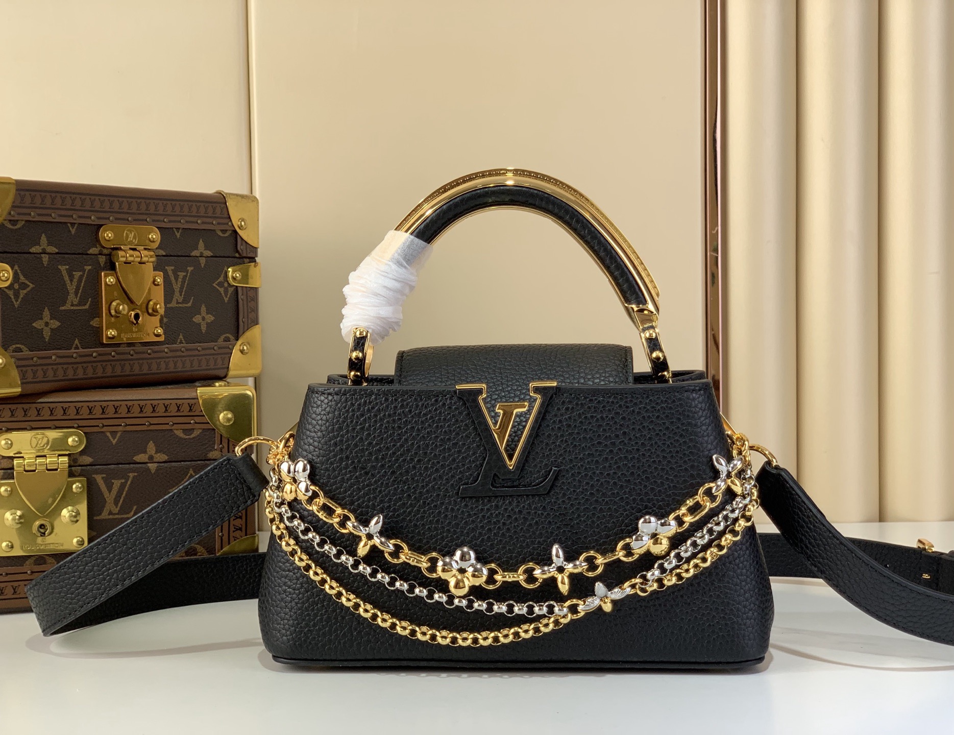 LV Style Black Leather Top Handle Bag Lookbook Reference image 1