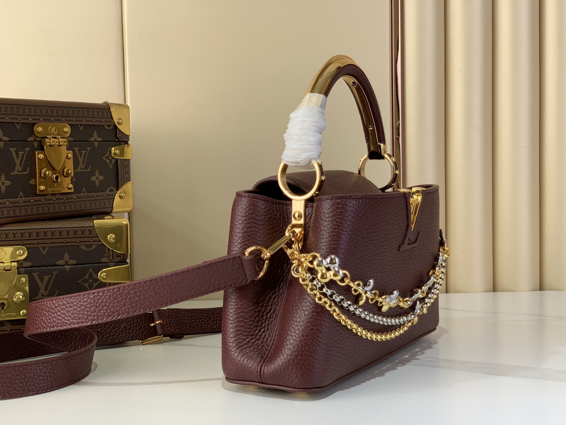 LV Style Beige Leather Top Handle Bag Lookbook Reference image 2