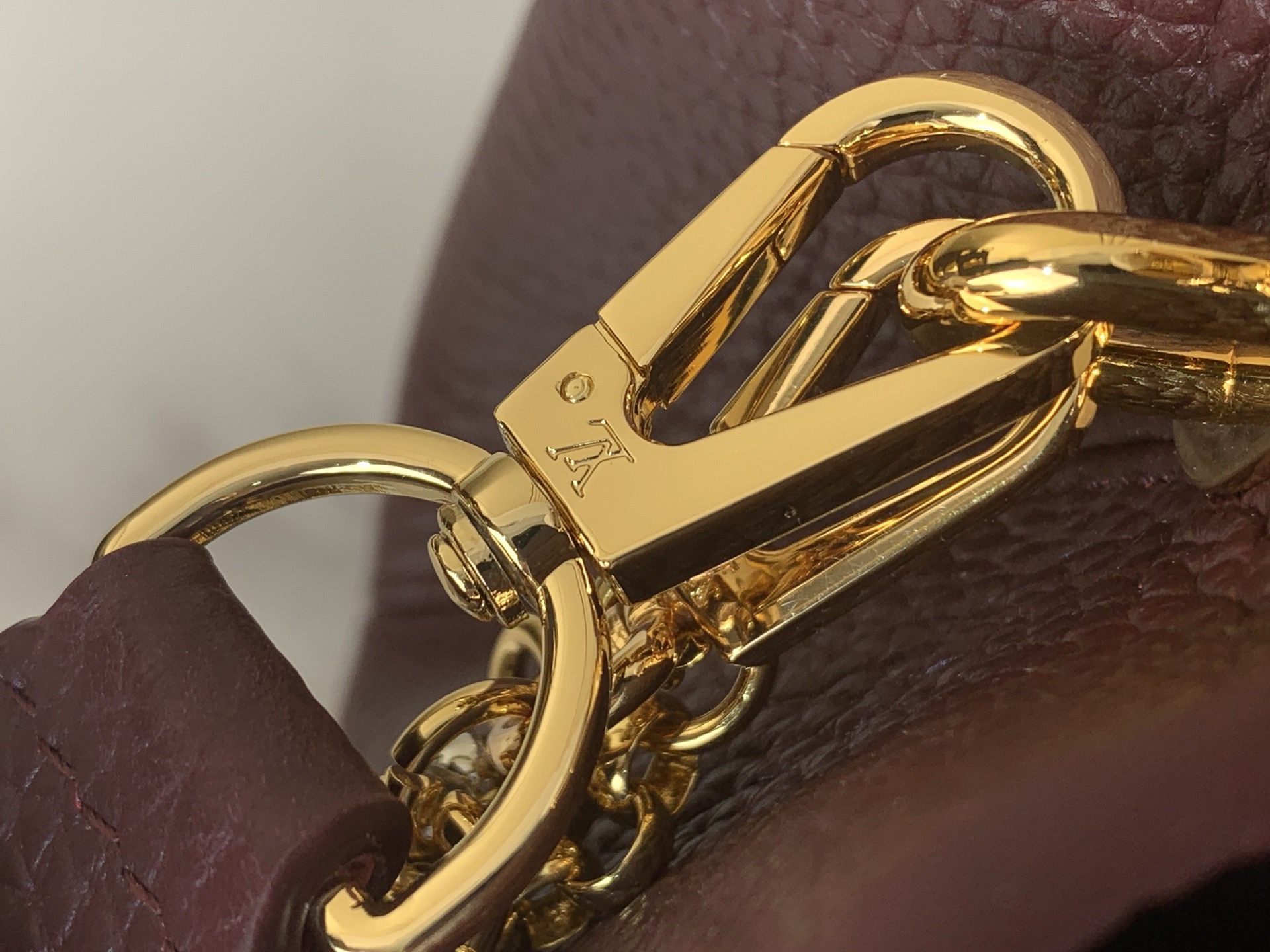 LV Style Beige Leather Top Handle Bag style reference detail image 5 from source 759858
