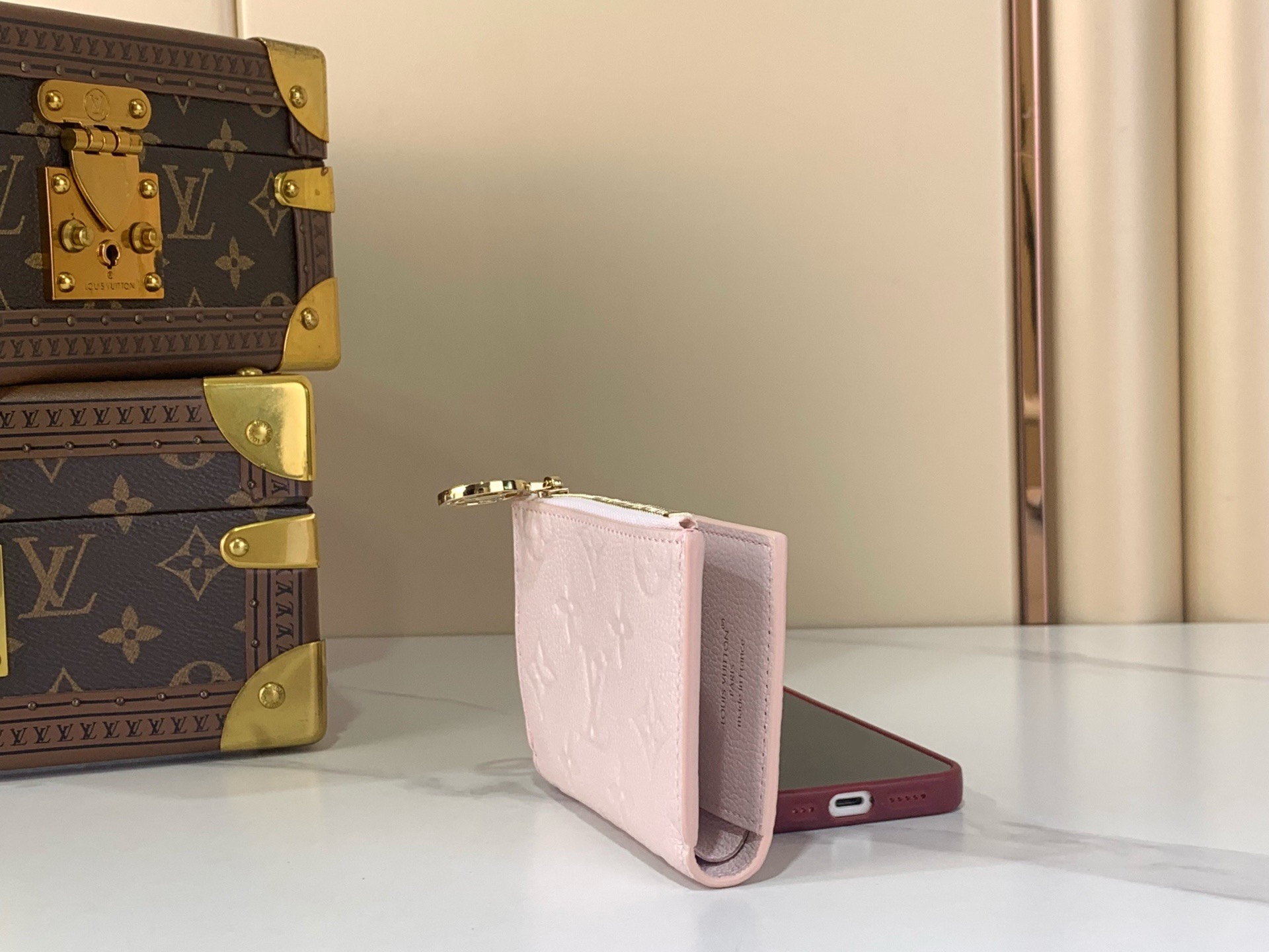 LV Style Beige Leather Wallet Bags Wallet detail image 4 from source 759864
